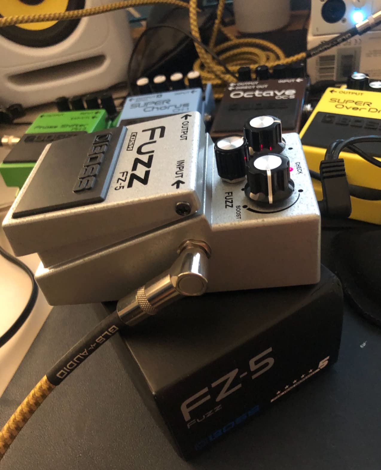 BOSS FZ-5 Fuzz Guitar Pedal (FZ-5), Silver customer photo 1