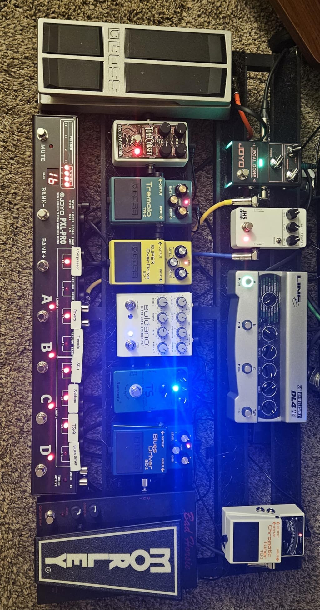 BOSS SD-1 SUPER Overdrive Compact Overdrive Pedal, Genre-Defining Sound & Feel, Unique Clipping Circuitry Produces Tube-Like Characteristics, Dynamic Tone Options customer photo 2