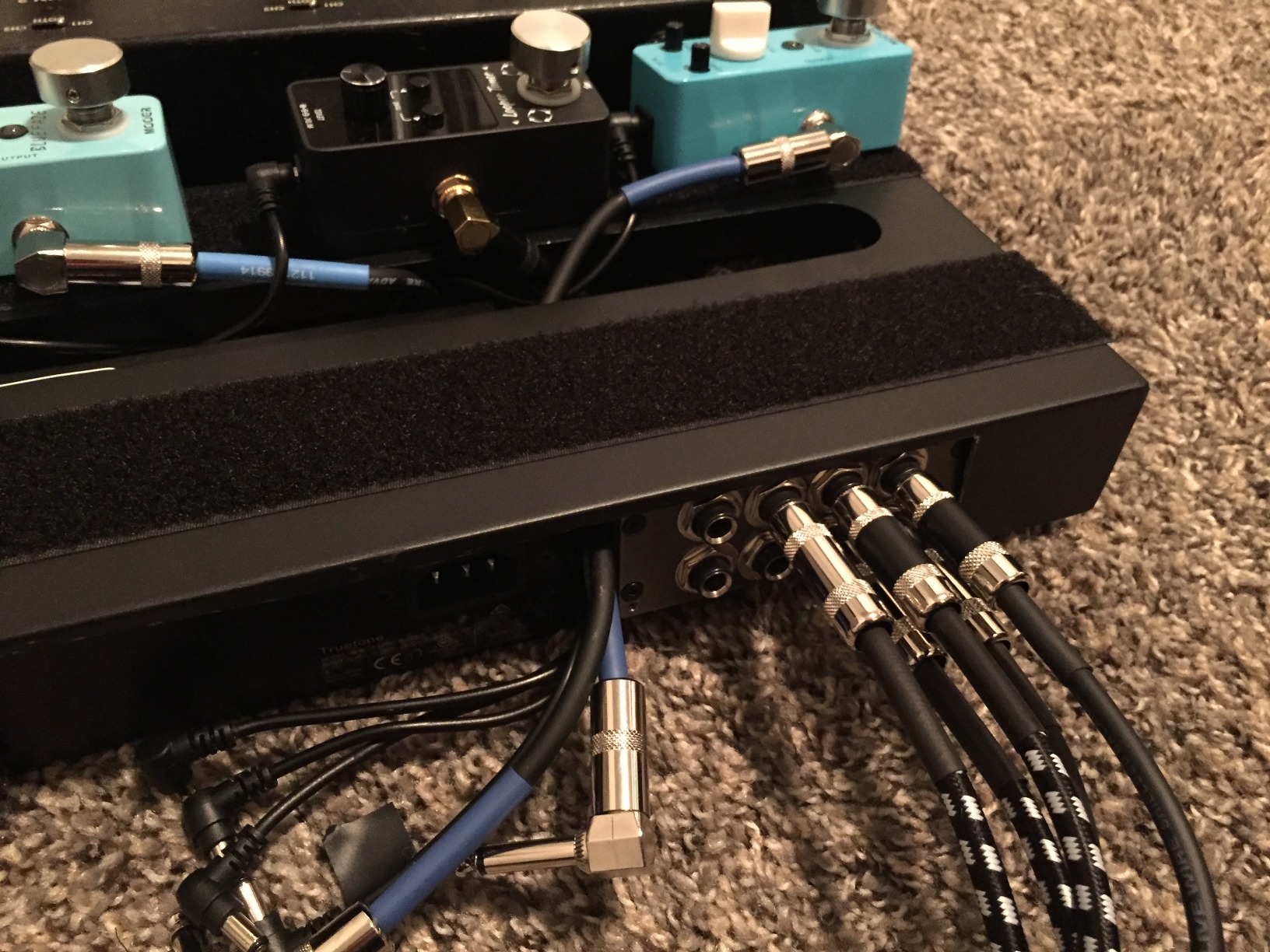 Hosa MHB-350 8-Point 1/4 Inches TRS Balanced Patchbay Module customer photo 1