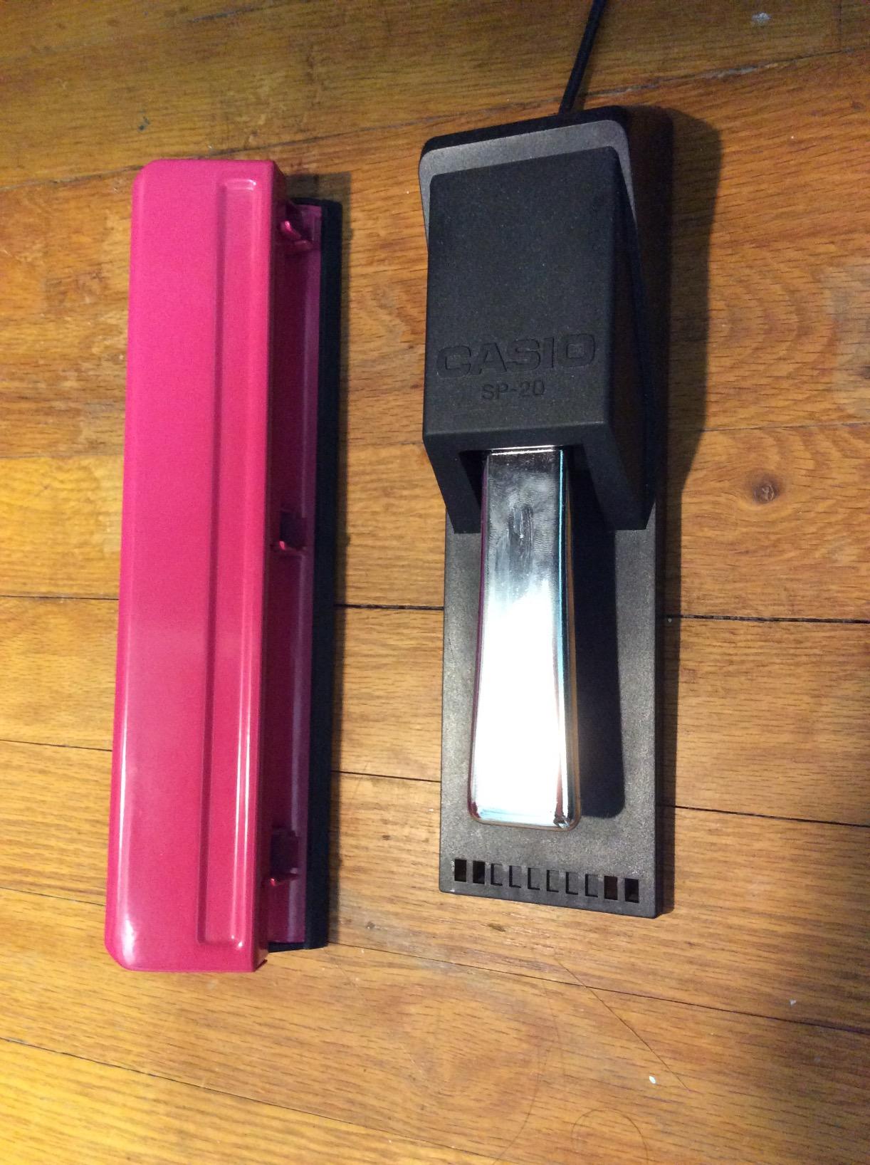 Casio SP-20 Piano-Style Sustain Pedal customer photo 2