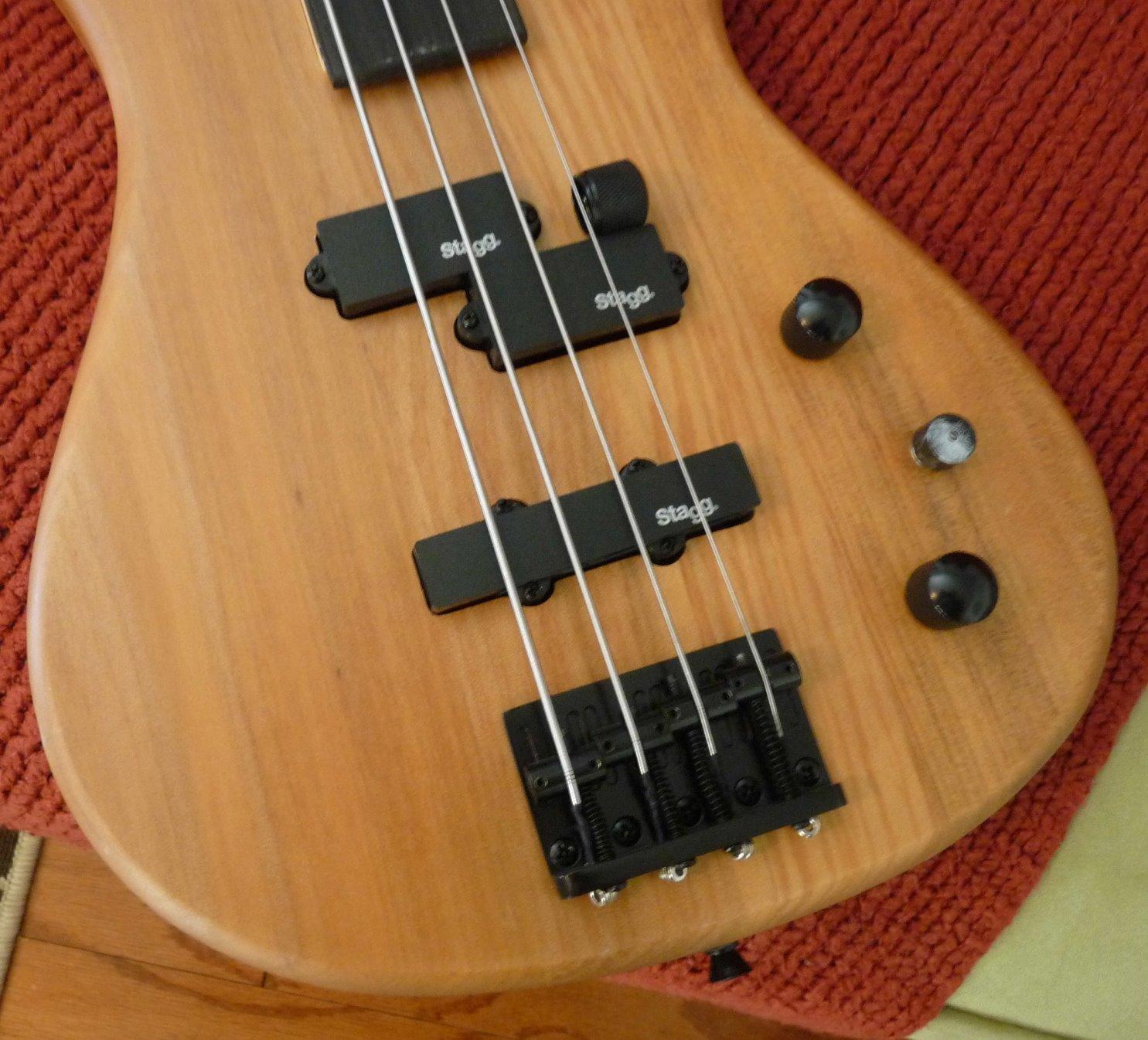 Stagg BC300FL Fretless 4-String Fusion Electric Bass Guitar - Natural customer photo 2