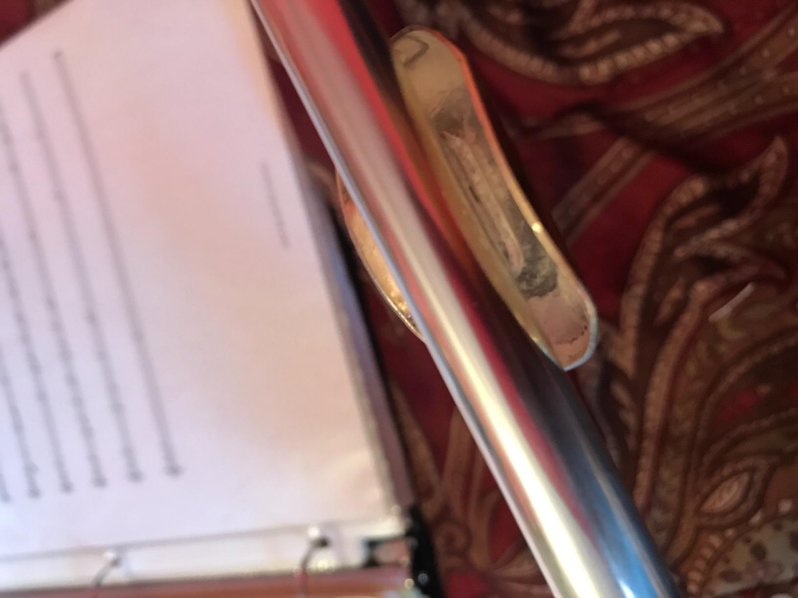 Sky(Paititi) Band Approved Orchid Purple Laquer with Gold Keys Piccolo Key of C with Hard Case, Cloth, Cleaning Rod, Joint Greasae and Screw Driver. customer photo 1