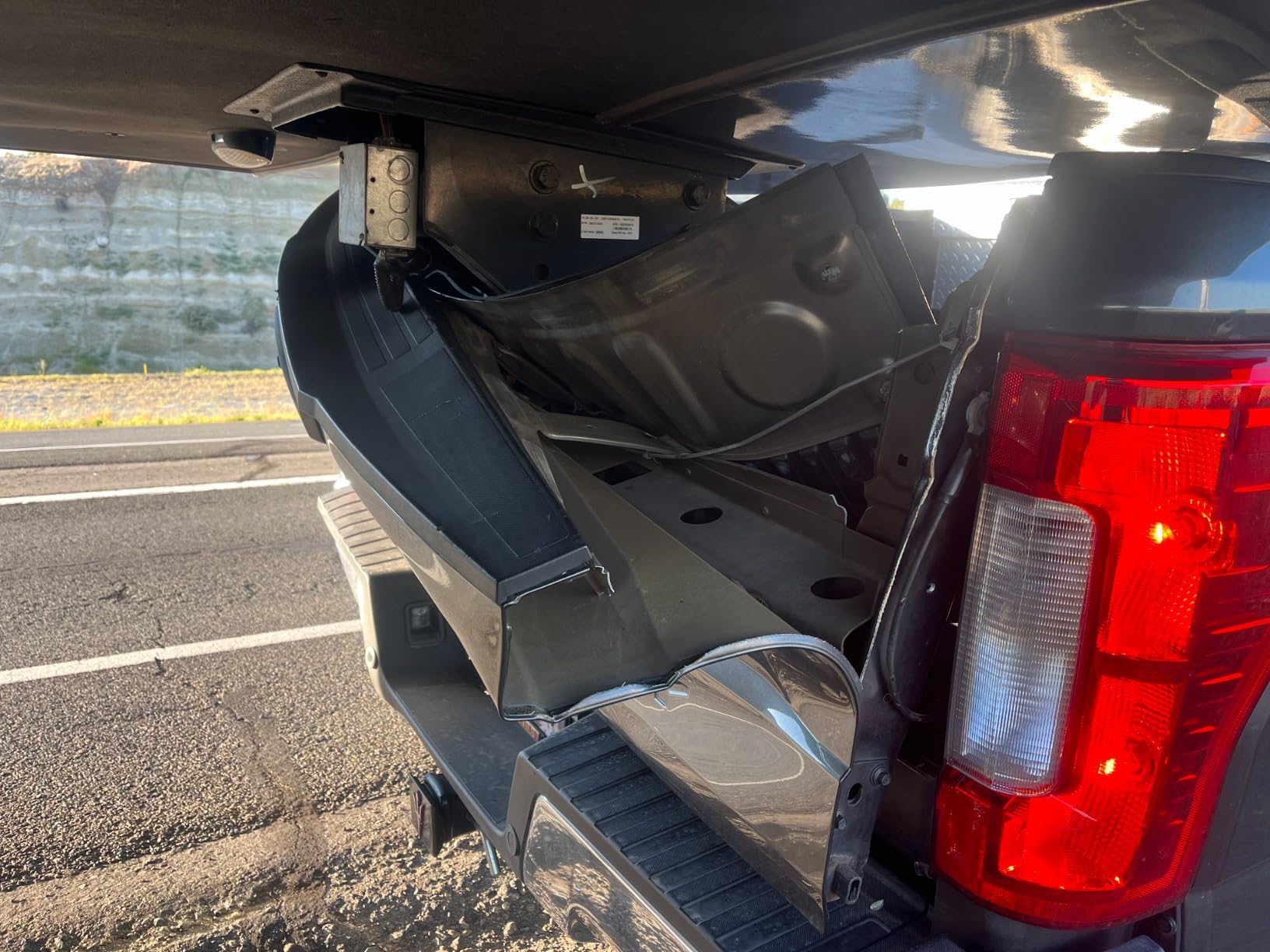 PullRite (Pulliam Enterprises) 2900 Superglide 20,000 lb Fifth Wheel Hitch customer photo 1