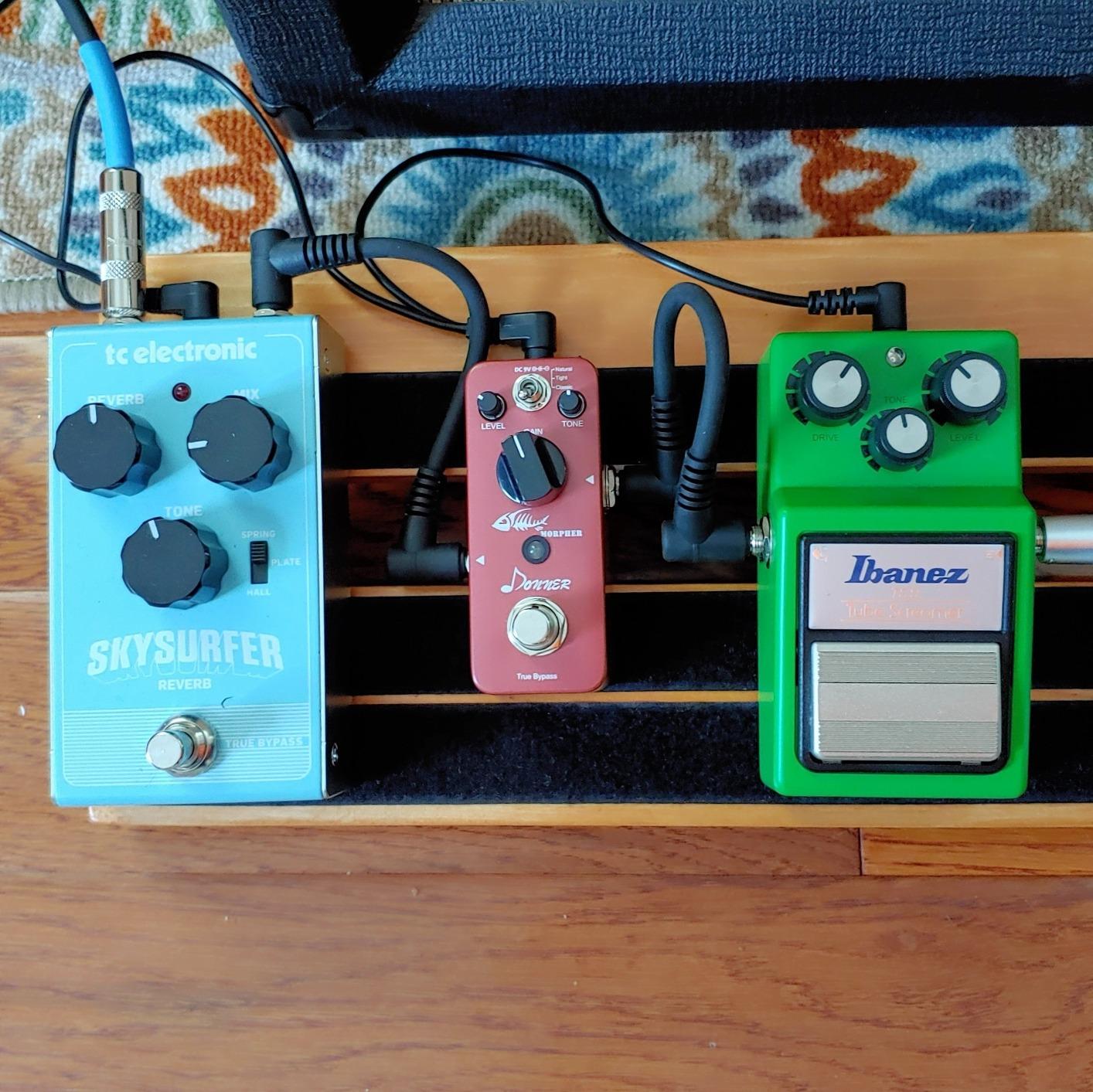 Donner Distortion Guitar Pedal, Morpher Mini Distortion 3 Modes Natural, Tight, Classic Crunch 80s Metal for Electric Guitar True Bypass customer photo 2