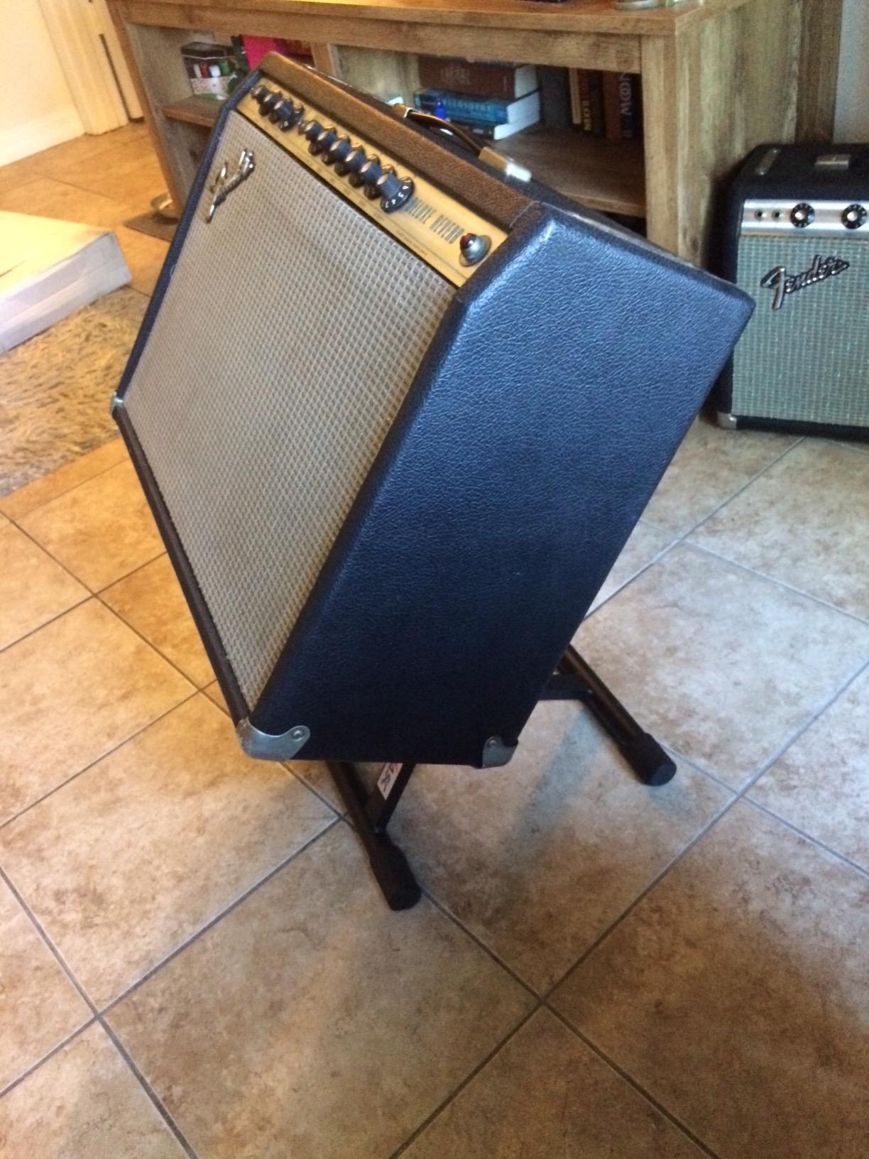 American Sound Connection Professional Guitar Amp Stand or Speaker Cabinet Adjustable Locking Height up to 99 Lbs customer photo 2