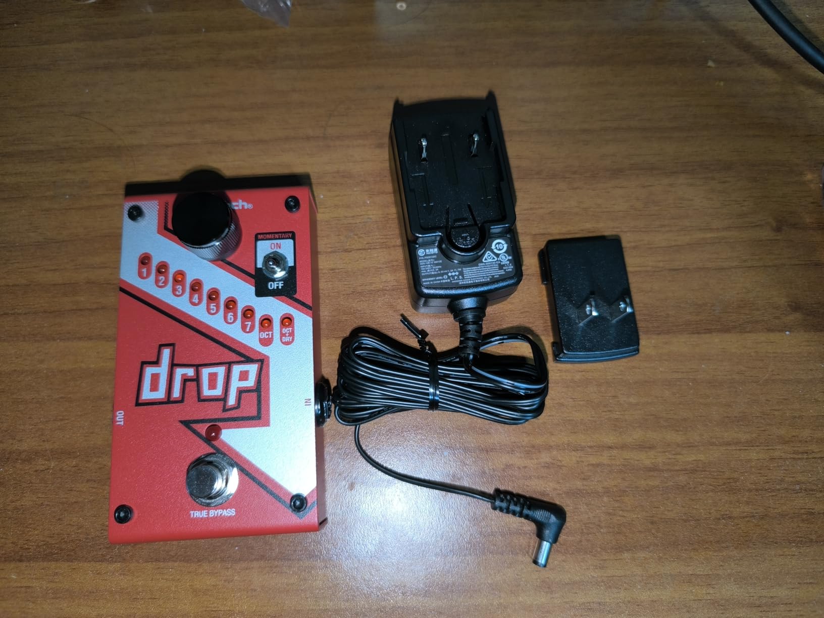 DigiTech DROP Compact Polyphonic Drop Tune Pitch-Shifter customer photo 2