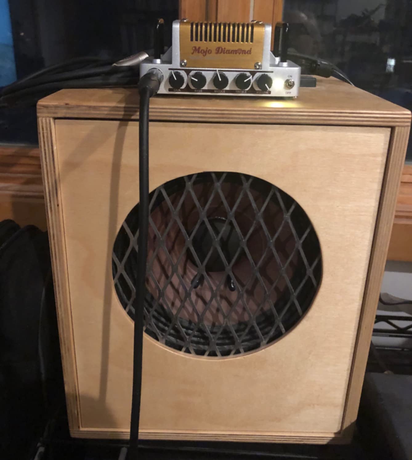 Hotone Heart Attack Mini Guitar Amplifier Head, 5 Watt customer photo 2