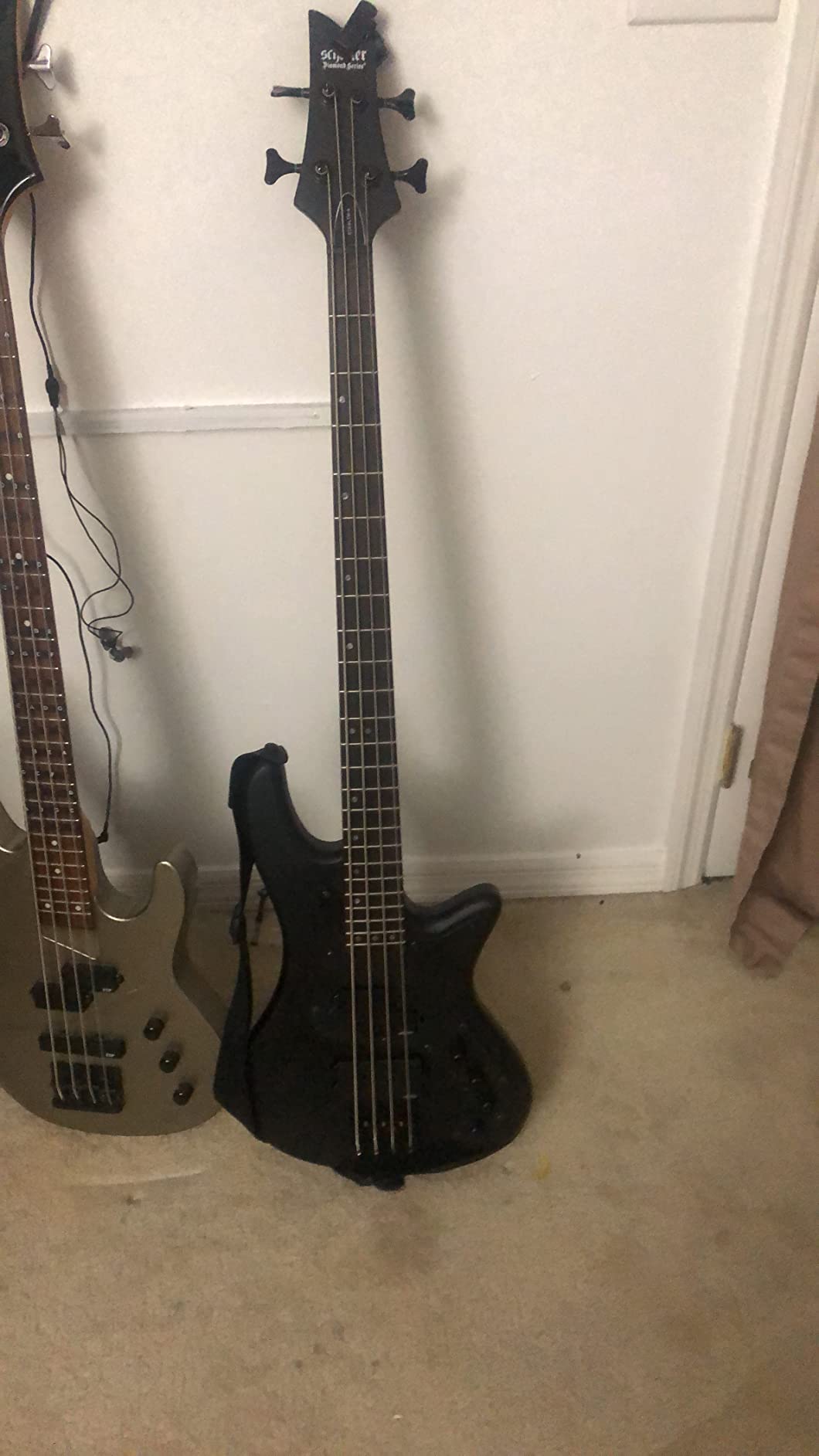 Schecter Stiletto Stealth - Satin Black, 4-String customer photo 2
