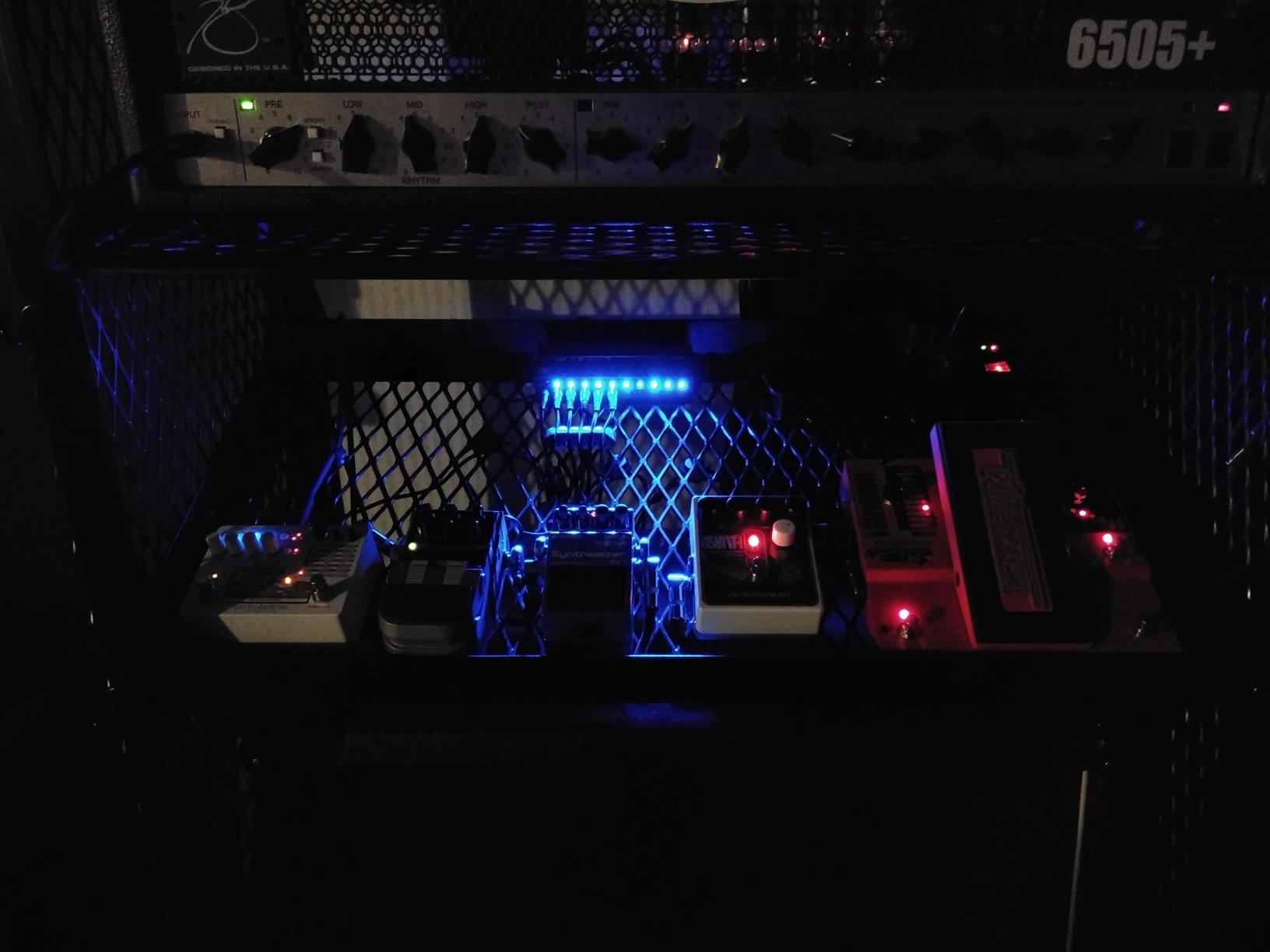 Donner DP-1 Guitar Power Supply 10 Isolated DC Output for 9V/12V/18V Effect Pedal customer photo 2