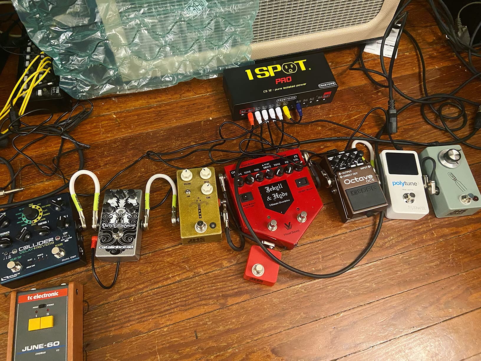 Truetone 1 SPOT Pro CS12 Guitar Pedal Power Supply with 12 Isolated Outputs customer photo 1
