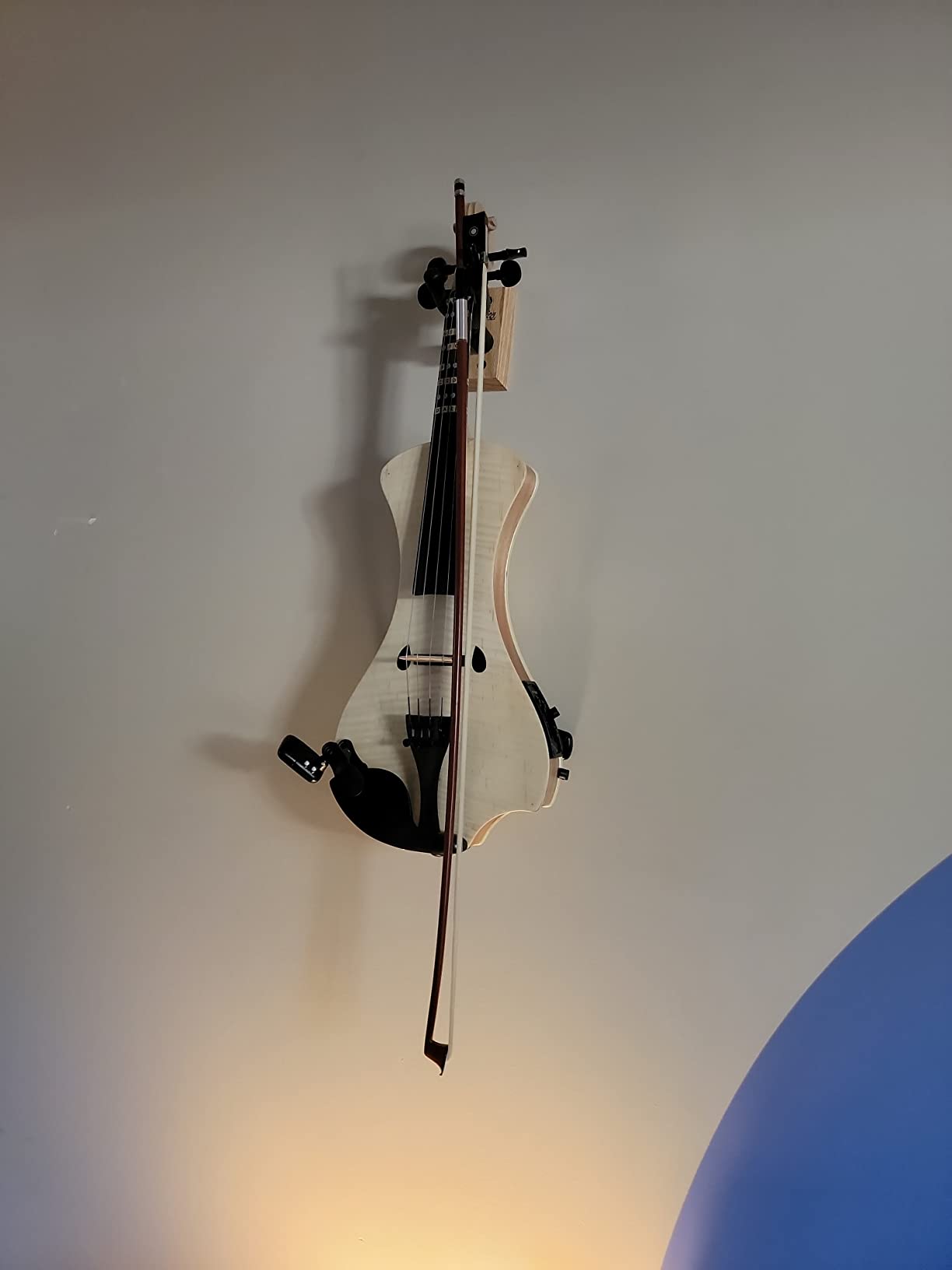Electric Violin Bunnel NEXT Outfit 4/4 Full Size (HONEY) - Kennedy Violins customer photo 1