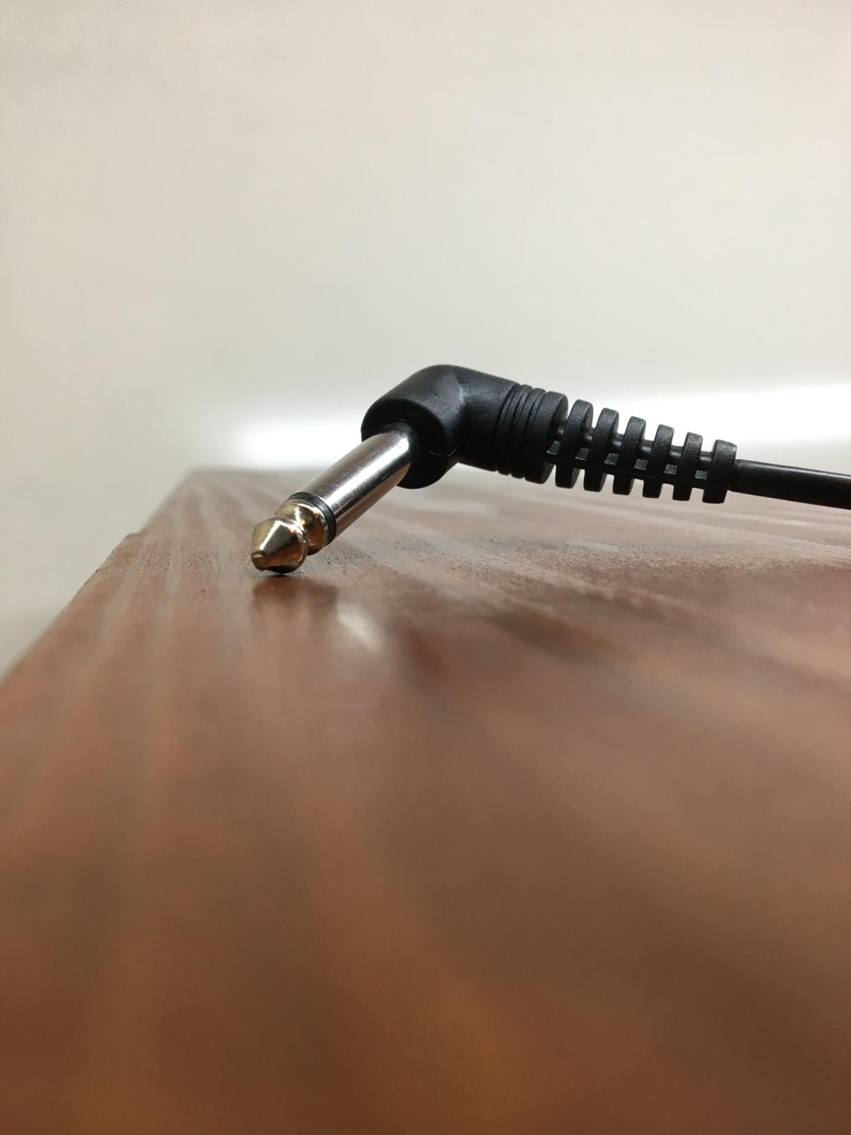 Donner DSP-001 Sustain Pedal for Keyboard, Universal Piano Pedal with Polarity Switch for Digital Piano/Piano Keyboard/MIDI Keyboard Synthesizer, 1/4'' (6.35mm) Input Plug, 63'' (1.6m) Cable customer photo 2