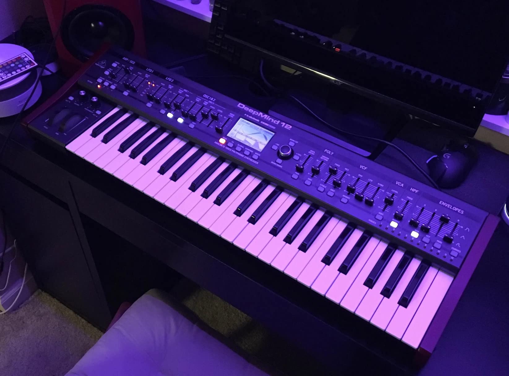 Behringer DEEPMIND 12 Polyphonic Synthesizer customer photo 2