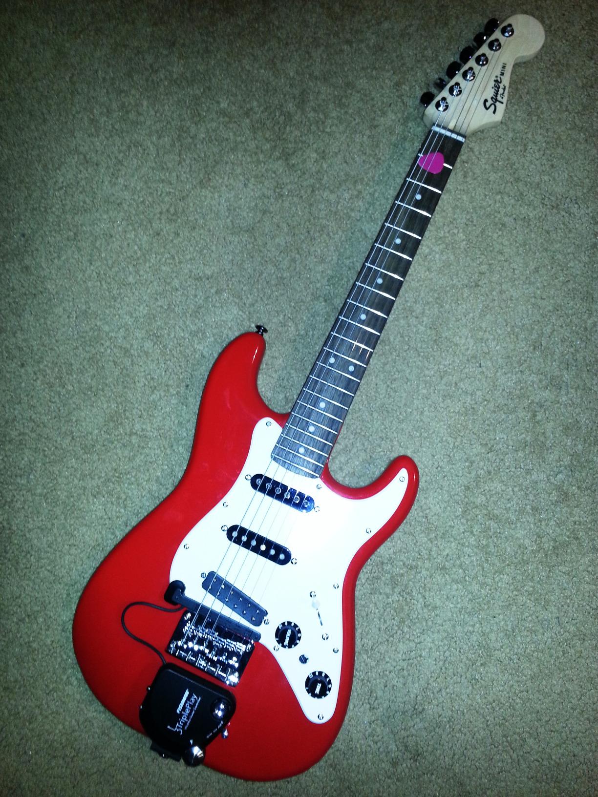 Squier by Fender Mini Strat Electric Guitar - Rosewood Fingerboard - Black customer photo 1