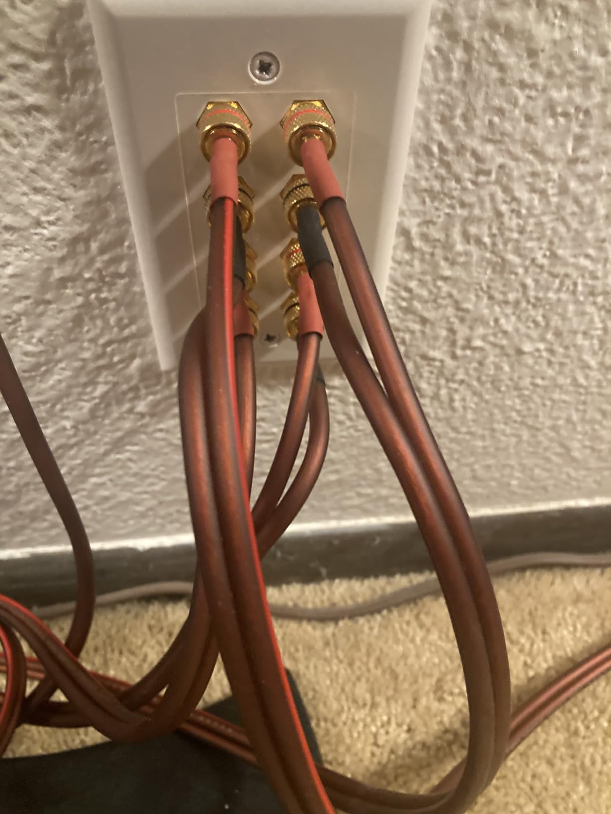 Micca 14 Gauge Pure Copper Speaker Cables, 6.6 Feet Each (2 Meters), 2 Pack Pair, Gold Plated Banana Plugs Connectors, Soldered Construction, Slim Design, 245 Strands, for Stereo or Home Theater customer photo 1