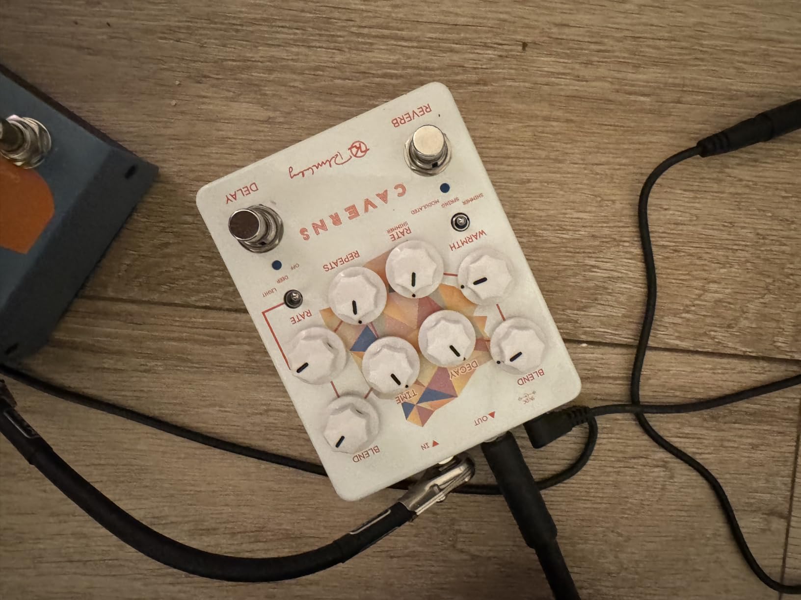 Keeley Caverns V2 Reverb and Delay Pedal, White (KCav2) customer photo 1