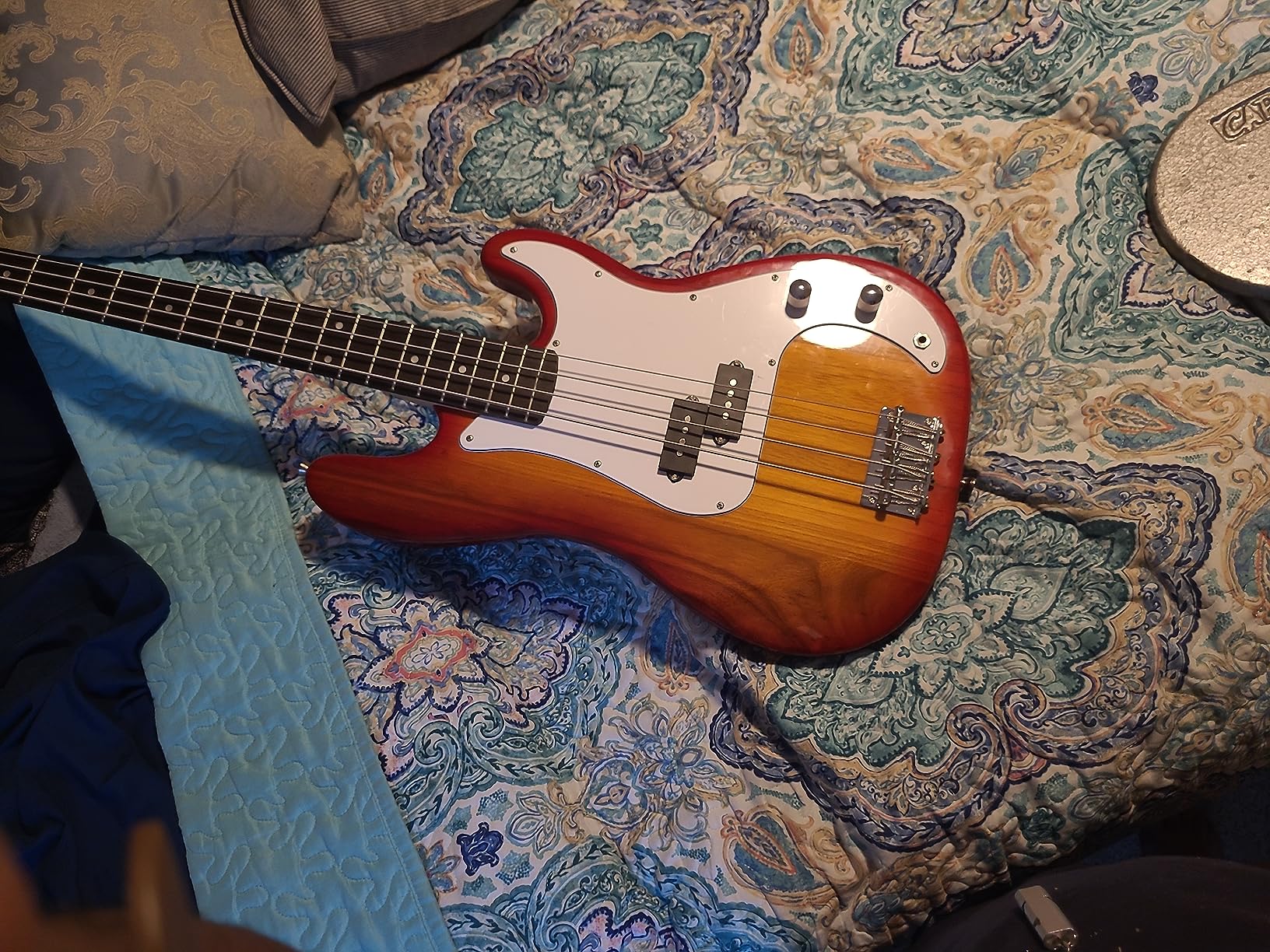 Costzon Full Size Electric 4 String Bass Guitar for Beginner Starter Complete Kit, Rose Fingerboard and Bridge, w/Two Pickups & Two Tone Control, Guitar Bag, Strap, Guitar Pick, Amp Cord (Blue Bass) customer photo 2
