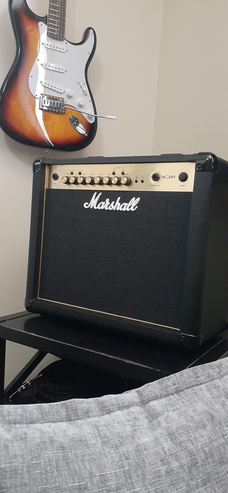 Marshall MG30GFX Combo Guitar Amplifier - Clean, Crunch, Overdrive Channels | Reverb/Delay Digital Effects | 3-Band EQ | 3.5 mm Headphones Out | 30W Output - Black customer photo 1