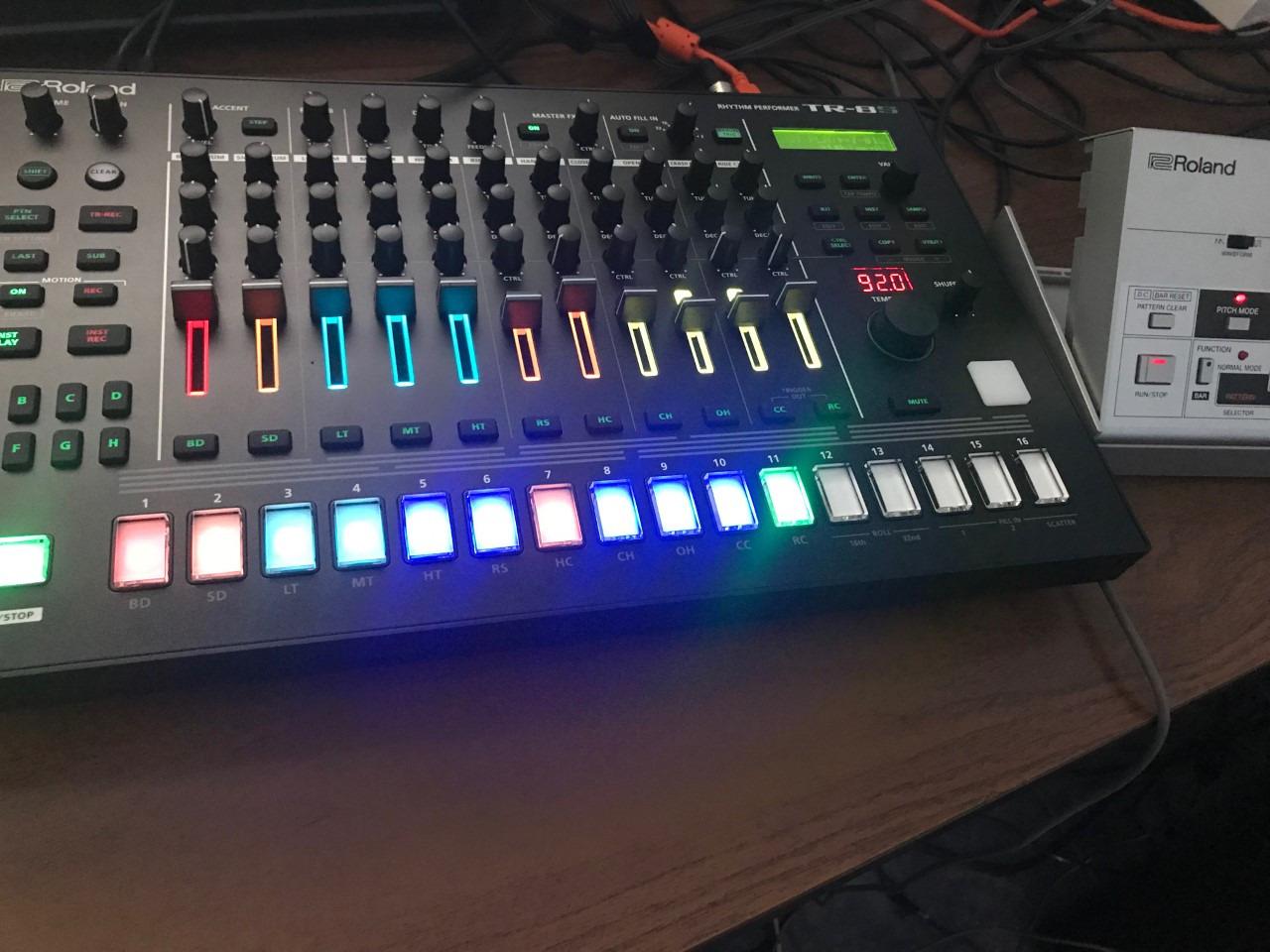 Roland TR-8S Rhythm Performer | Advanced Drum Machine with Classic TR Drum Sounds Including the TR-808, TR-909, TR-707, TR-727, TR-606 & CR-78 | ACB Technology | 128 Kits customer photo 1