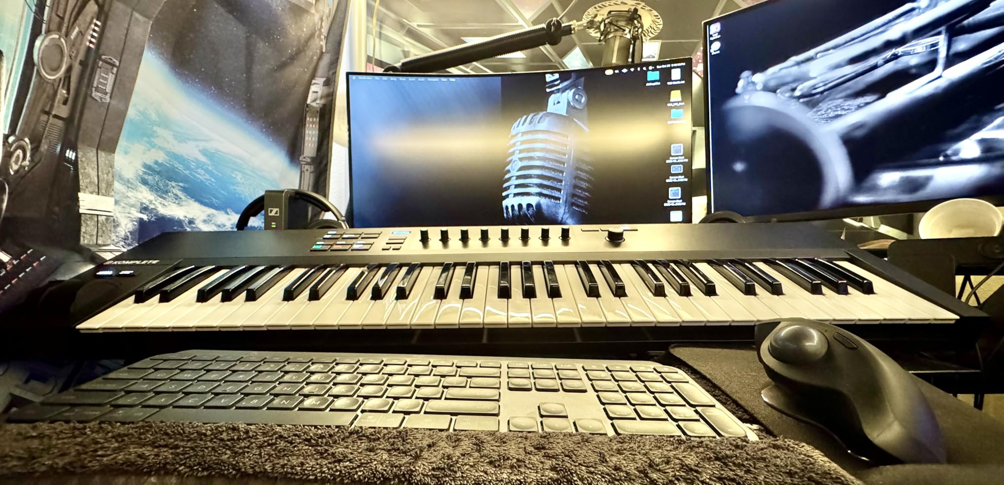 Native Instruments Komplete Kontrol A61 Controller Keyboard customer photo 1