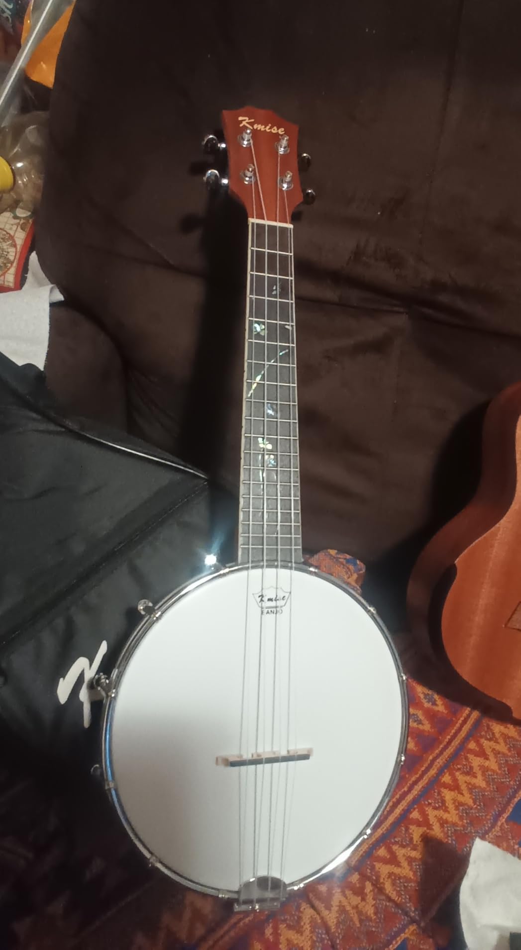Kmise Concert Size Banjolele, 23'' Sapele 4 Strings Portable Mini Banjo Ukulele with Gig Bag, Tuner, Strap, Strings, Piezo Pickup, Picks customer photo 1