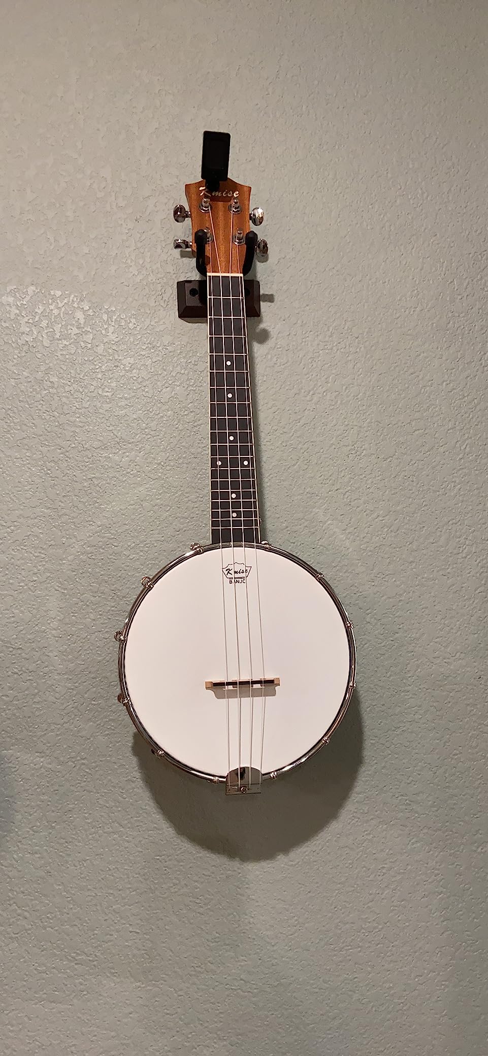 Kmise Concert Size Banjolele, 23'' Sapele 4 Strings Portable Mini Banjo Ukulele with Gig Bag, Tuner, Strap, Strings, Piezo Pickup, Picks customer photo 2