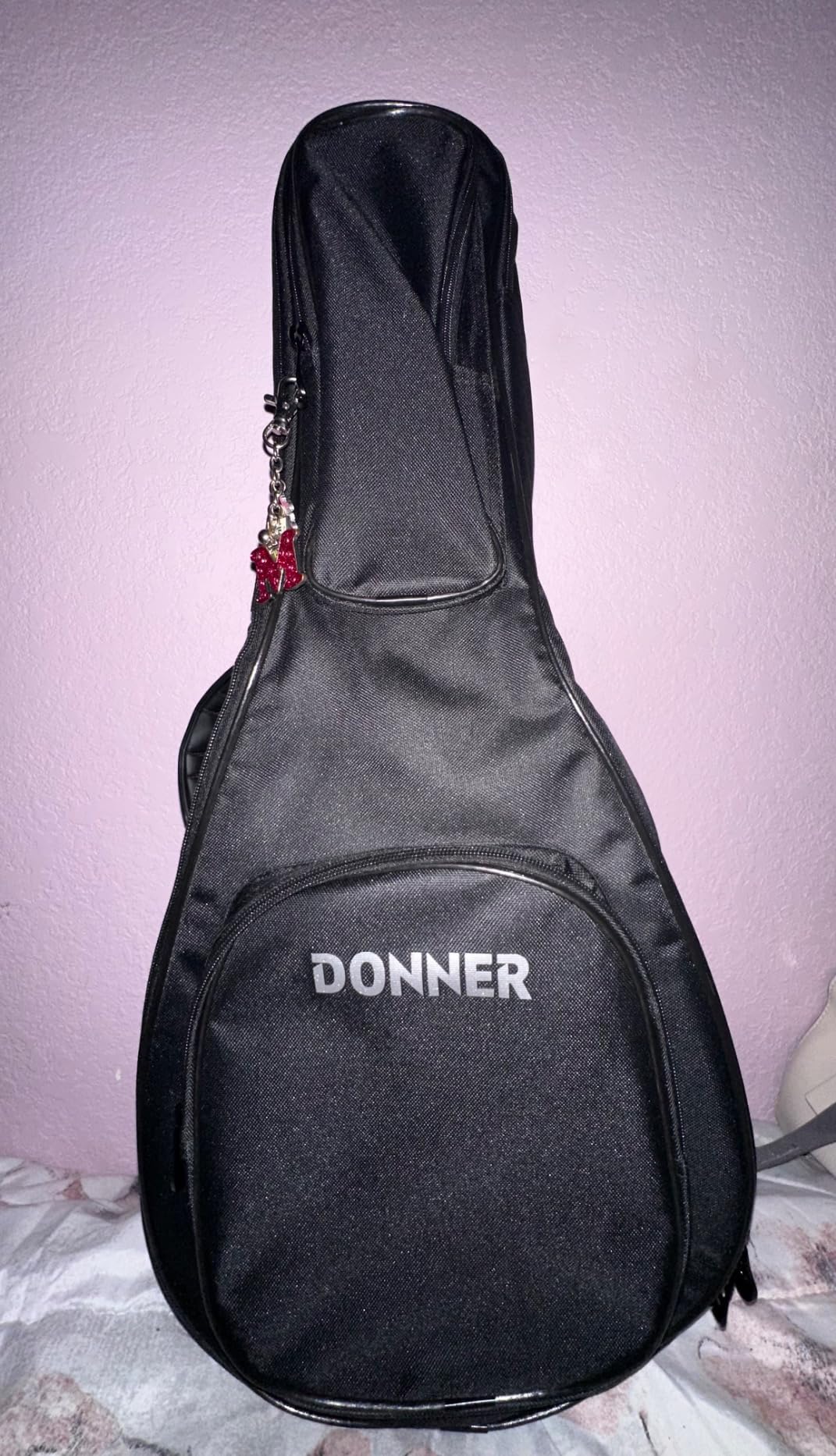 Donner 28 Inch Mandolin Case, 0.5 Inch Padded Sponge 600D Thick Ripstop Waterproof Nylon Soft Gig Bag with Two-Way Sturdy Metal Zippers and Back Hanger Loop, Fit A & F Style Mandolin customer photo 2