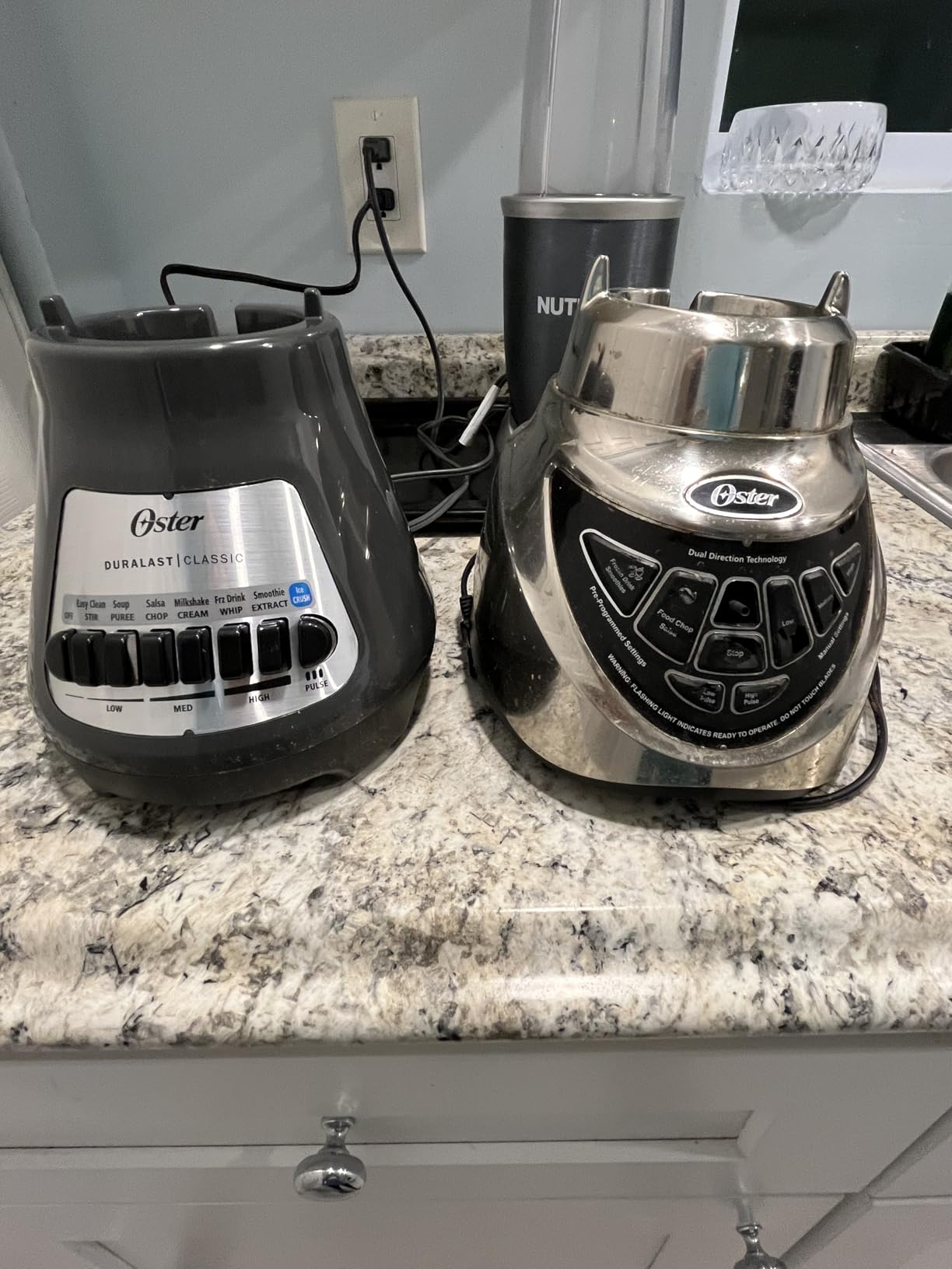 Oster Classic Series 8-Speed Blender with 6-Cup Glass Jar, Gray customer photo 2