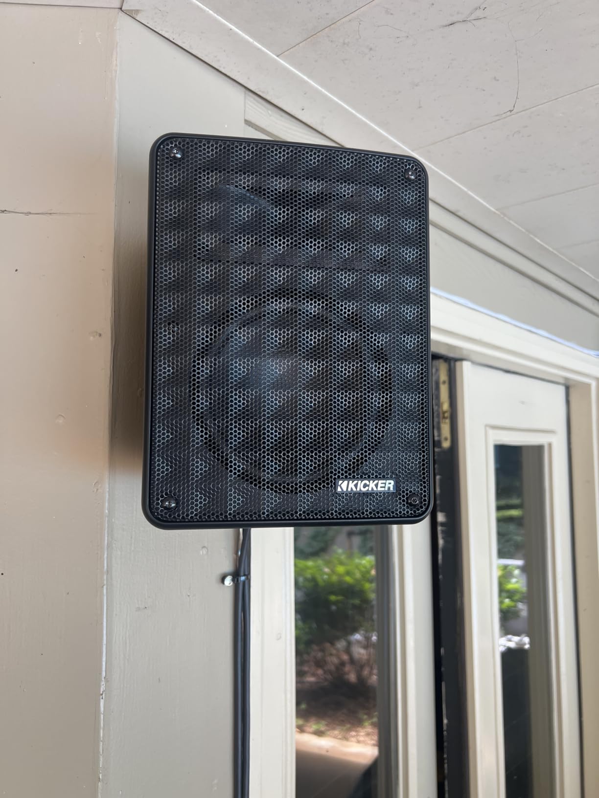 KICKER KB6B 2-Way Full Range Indoor Outdoor Speakers (Pair) Weatherproof Speakers for Patio Garage Poolside in-Home, 6.5 inch woofer, 2x5 inch Horn Tweeter Black customer photo 1