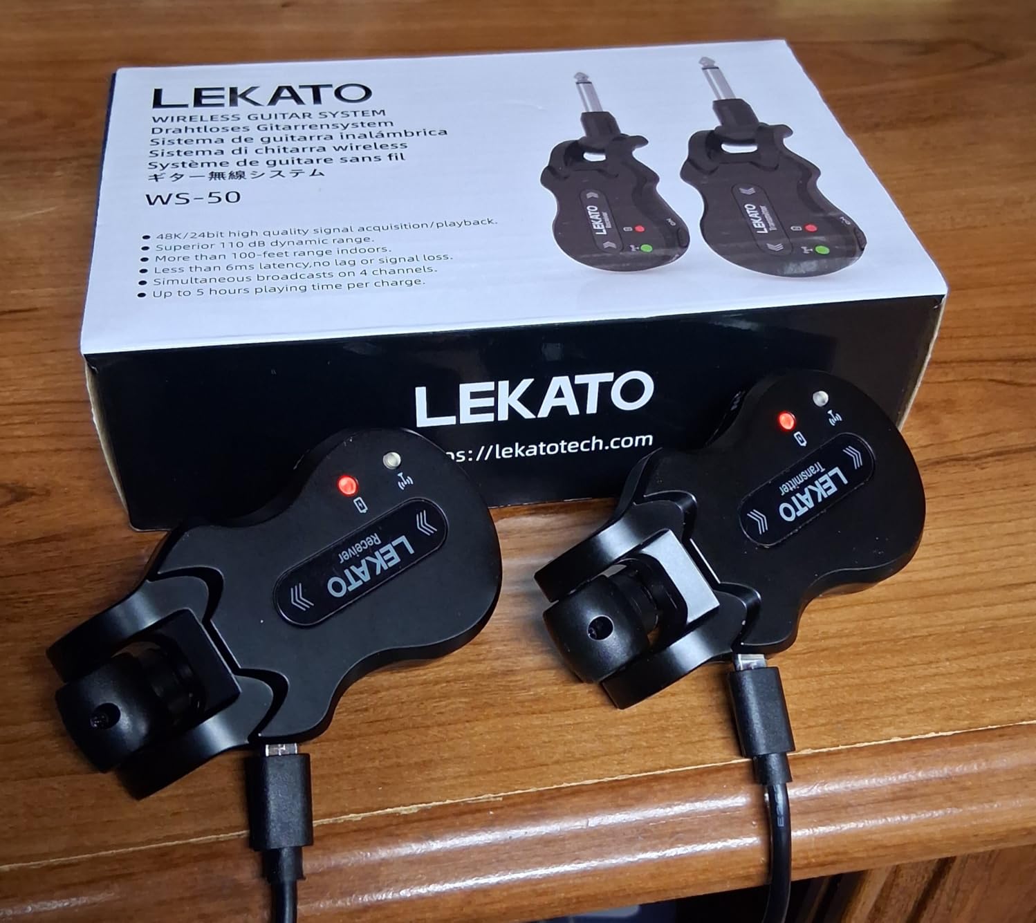 LEKATO Wireless Guitar System 5.8 Wireless Guitar Transmitter Receiver Rechargeable Audio Wireless Transmitter Receiver 4 Channels Transmission Range for Electric Guitar Bass (Black) customer photo 1
