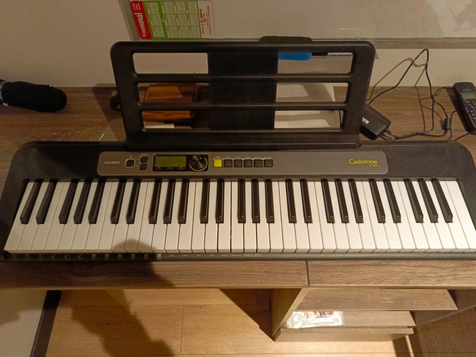 Casiotone LK-S250 - 61-Key Lighted Portable Keyboard | Touch Response | Key Lighting System, 400 Tones, Dance Music Mode | 60 Songs + 4-Stage Lesson System customer photo 2