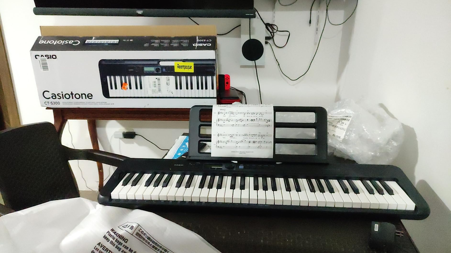 Casio Casiotone CT-S300 - Portable Keyboard | Touch-Sensitive | 400 Tones, 77 Rhythms & Pitch Bend | Ideal for Music Creation Anytime, Anywhere customer photo 1