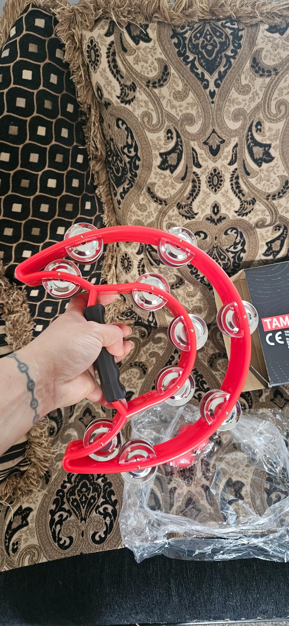 EASTROCK Tambourine, Metal Jingles Hand Held Percussion Half-Moon Tambourine and Egg Shakers, Adults, KTV, Party BLACK customer photo 1