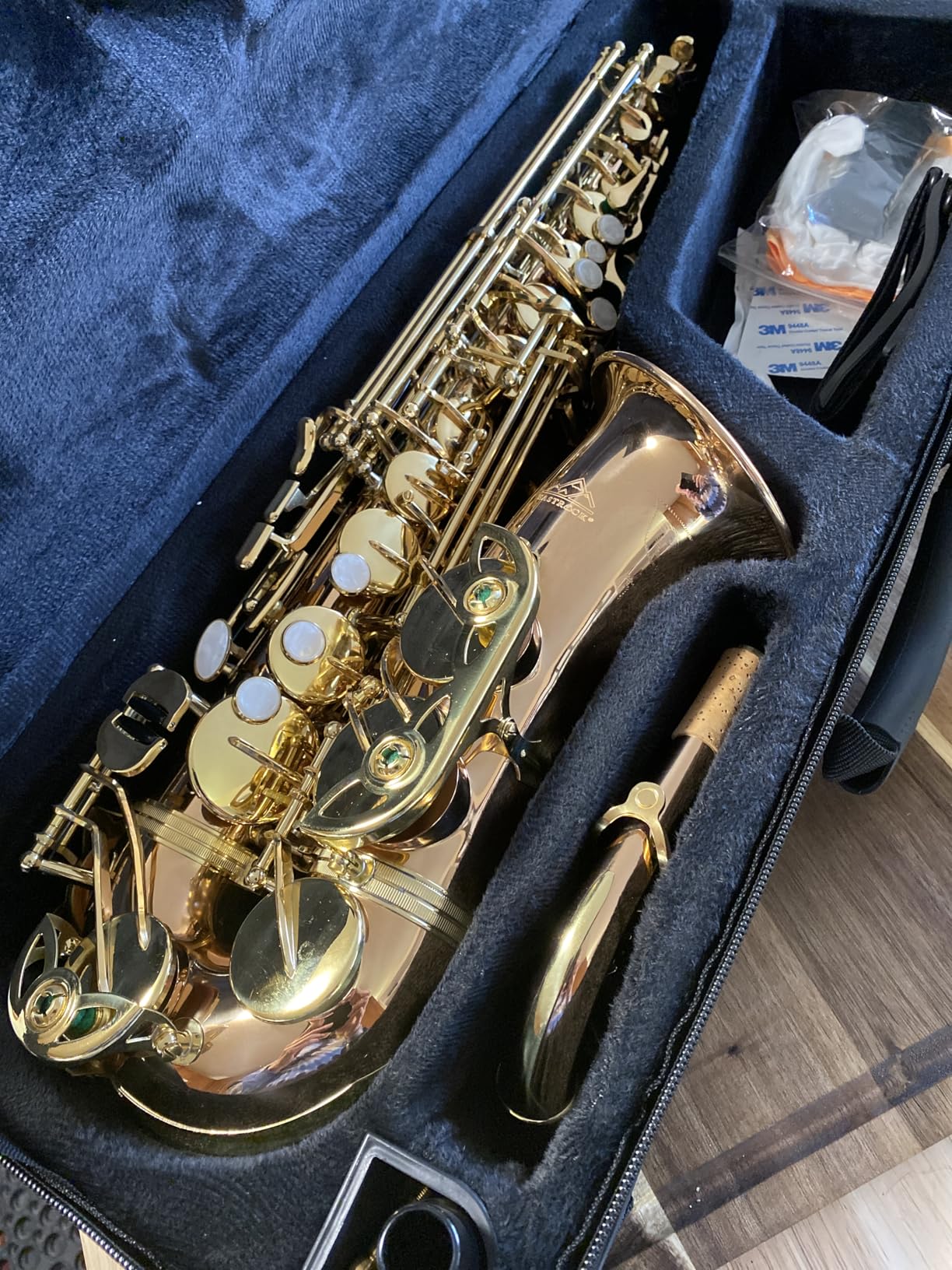 EASTROCK Dark Blue/Golden Alto Saxophone E Flat Sax Full Kit for Students Beginner with Carrying Case, Mouthpiece, Mouthpiece Cushion Pads, Cleaning Cloth&Cleaning Rod, White Gloves, Neck Strap customer photo 2