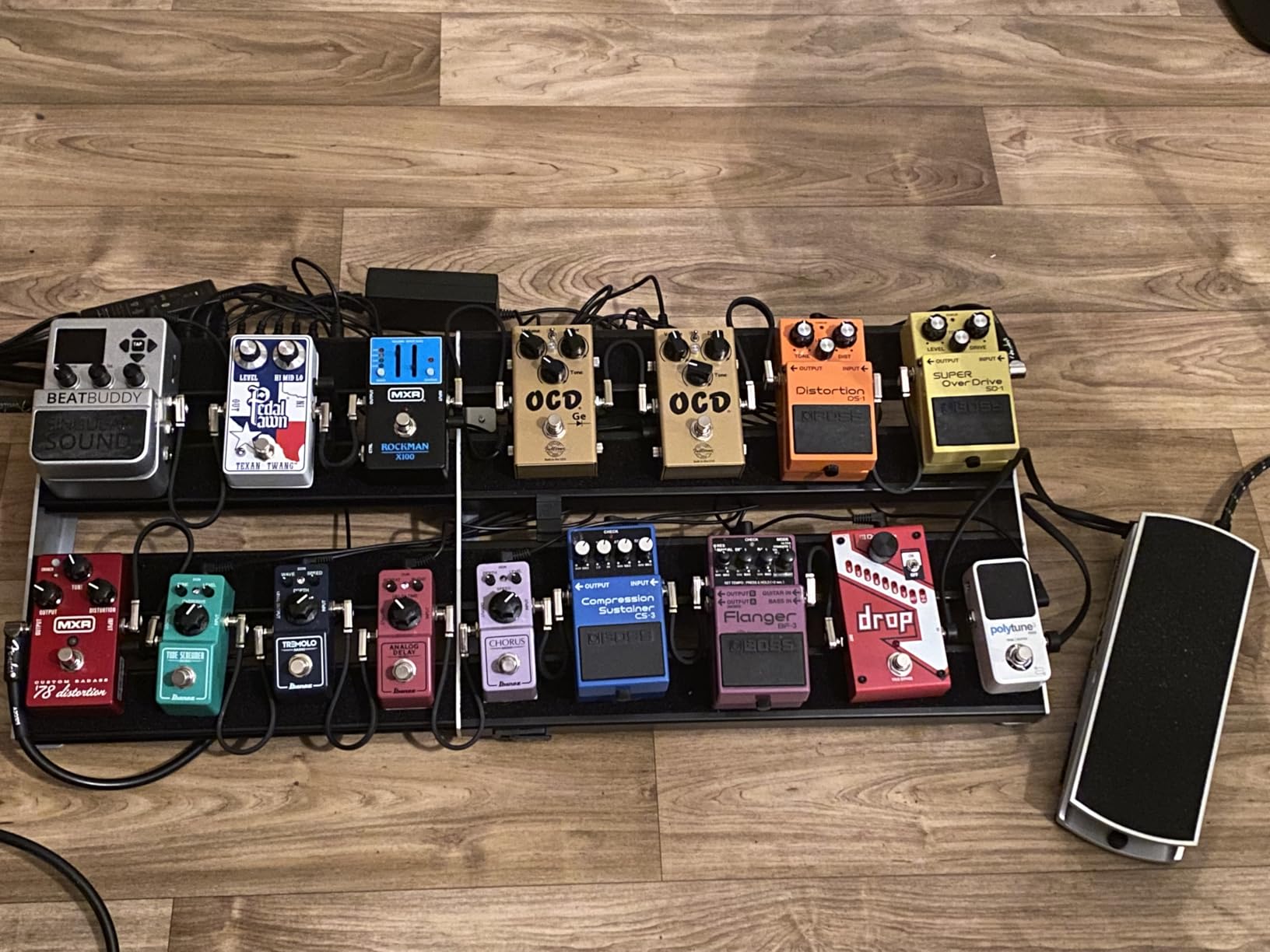 Voodoo Lab Pedal Power X8 High Current Power Supply customer photo 1