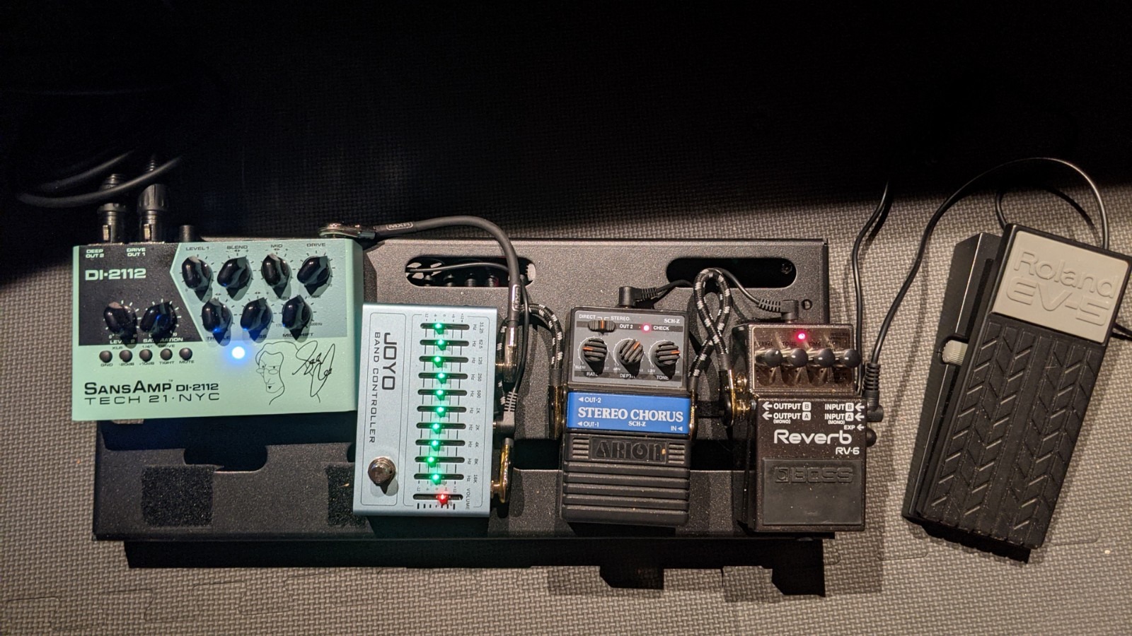 JOYO 10-Band Graphic EQ Guitar & Bass Pedal (Band Controller R-12) customer photo 2