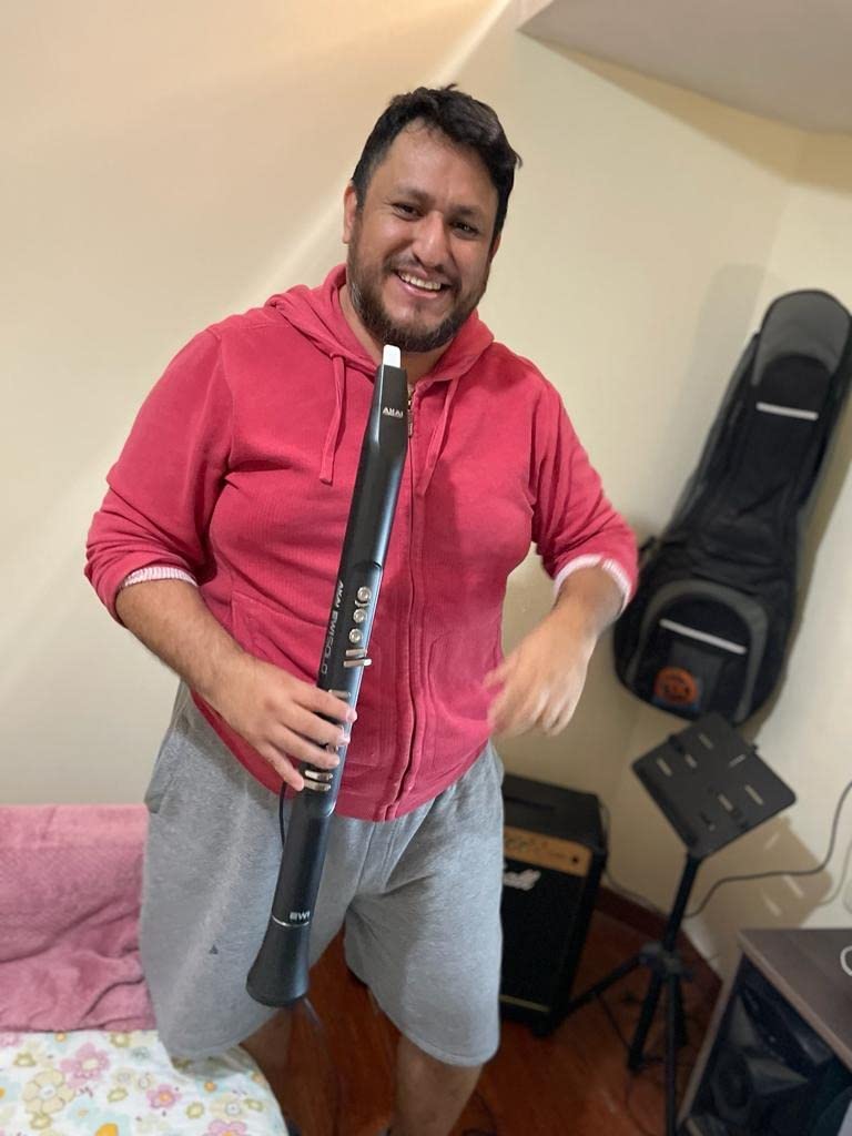 Akai Professional EWI Solo - Electronic Wind Instrument With Built-in Speaker, Rechargeable Battery, 200 Sounds and USB MIDI Connectivity customer photo 1