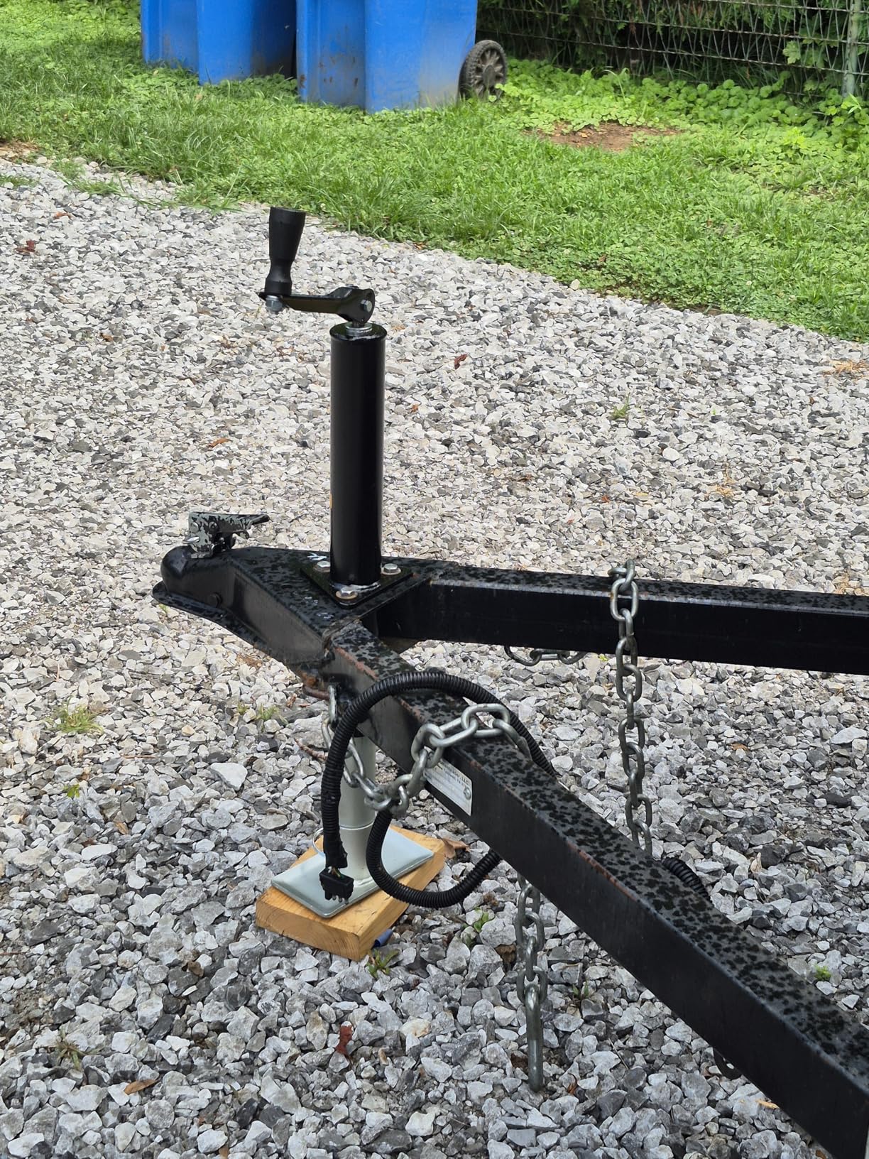 Road DAWG A-Frame Trailer Jack, 2,000 LBs Capacity, 14 Inches Vertical Travel, Top-Wind Handle Trailer Tongue Jack with Foot Plate, for Camper, RV, ATR39004MB customer photo 2