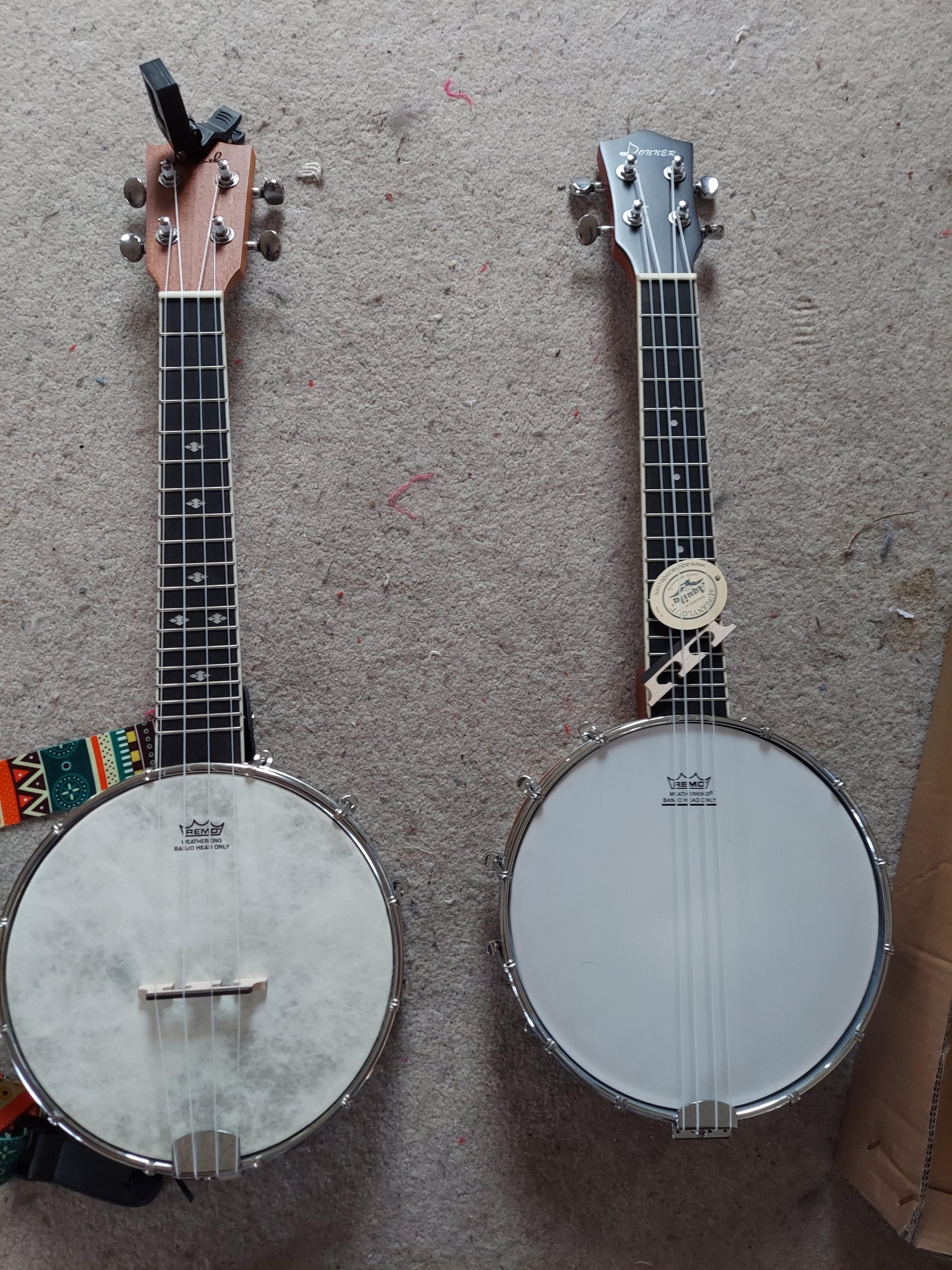 Donner Banjolele 4 String Banjo Ukulele Kit for Adult Beginner with Banjo Tuners Gig Bag Picks 23 Inch Sapele customer photo 2