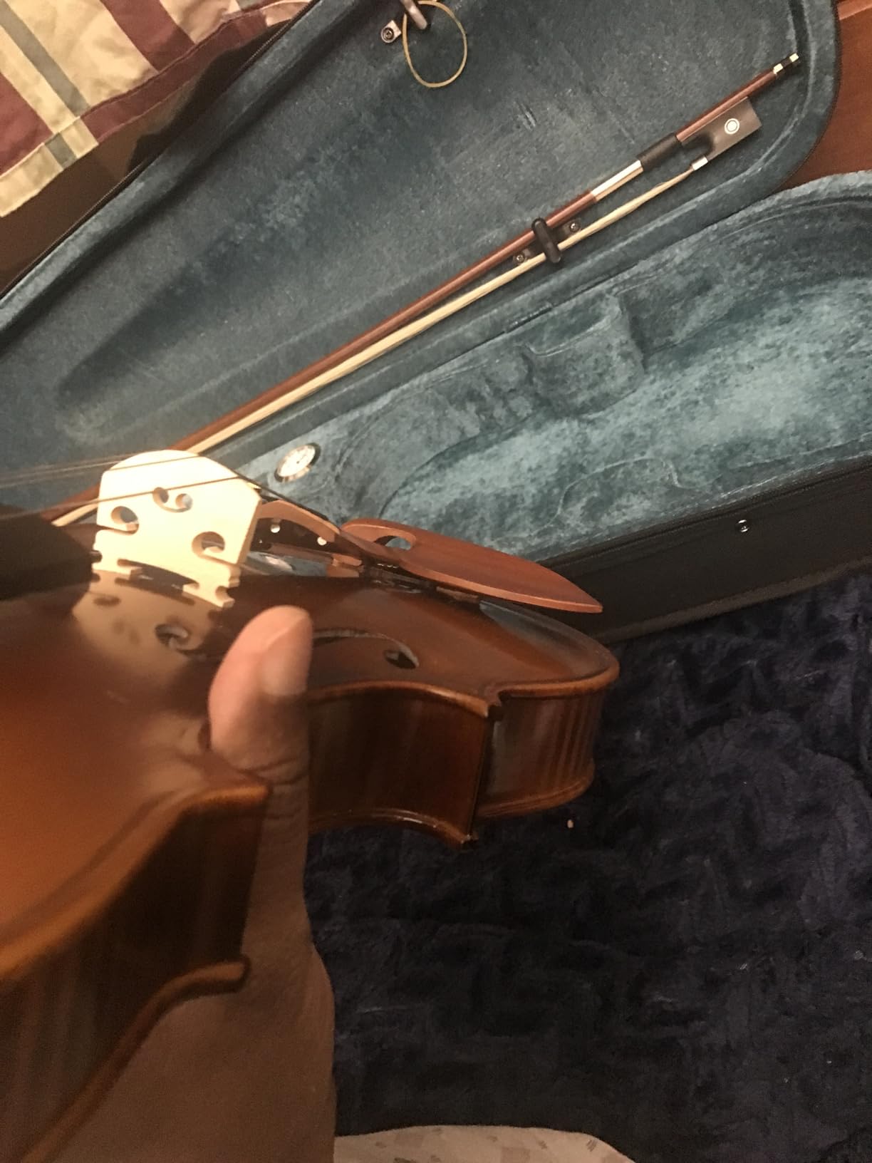 Violin 4/4 Full Size, AKLOT Acoustic Fiddle for Beginners Adults Solid Maple Kit Professional with Hygrometer Rod Shoulder Drag Rosin Strings Blue Lining Gig Bag customer photo 2