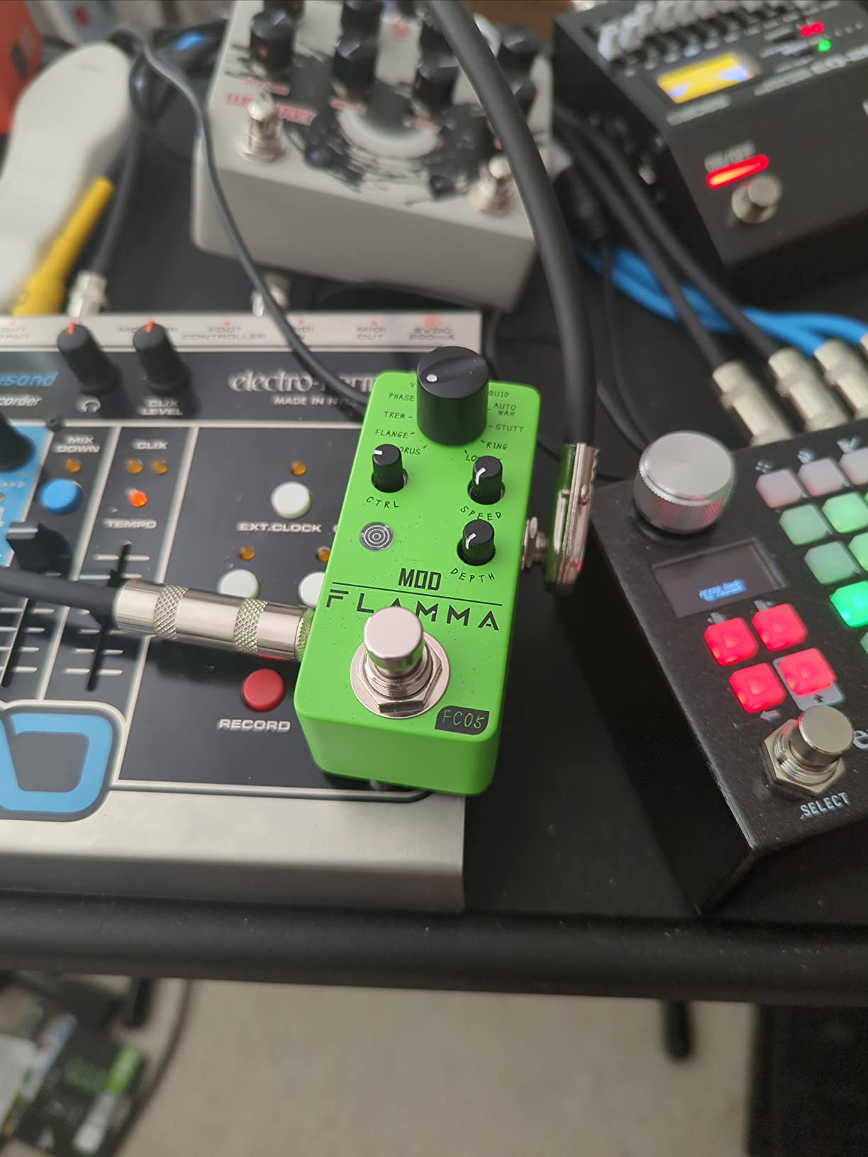 FLAMMA FC05 Mini Modulation Pedal with Chorus Flanger Tremolo Phaser Vibrato Rotary Liquid Autowah Stutter Ring LowBit customer photo 2