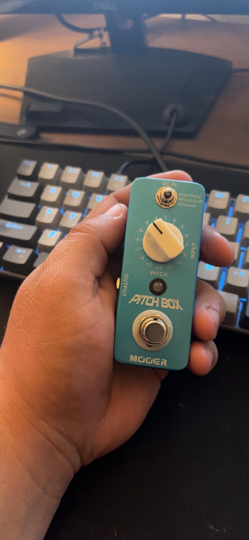 Mooer Drop Pitch Harmonizer Guitar Effect Box - MPS1 Octave Pitch Box Guitar Harmonizer Pedal with True Bypass customer photo 2