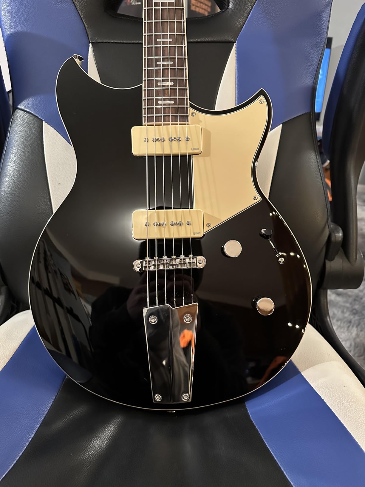 Yamaha Revstar Standard RSS02T SWB Electric Guitar with Gig Bag, Swift Blue customer photo 2