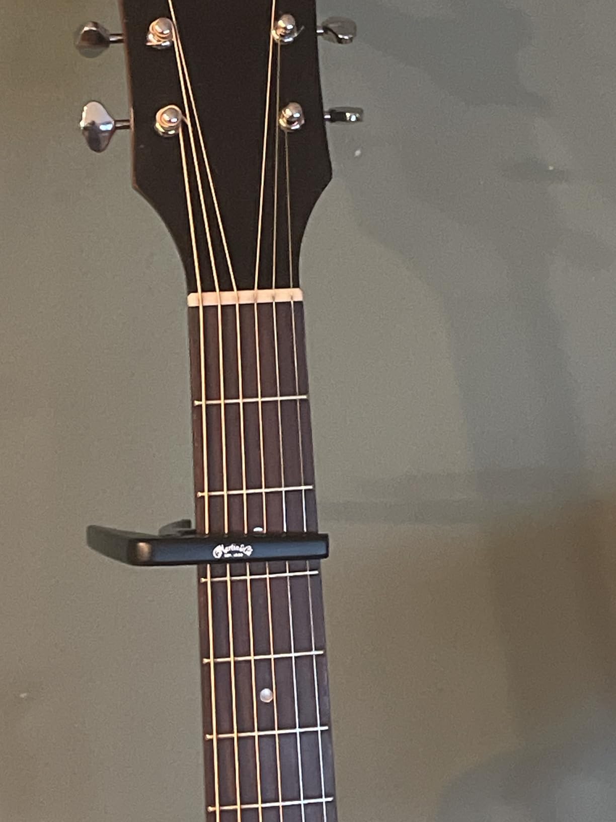 Martin Guitar Capo - One-Handed Operation | Consistent Fretting & Note Clarity | Fits Most Neck Profiles customer photo 1