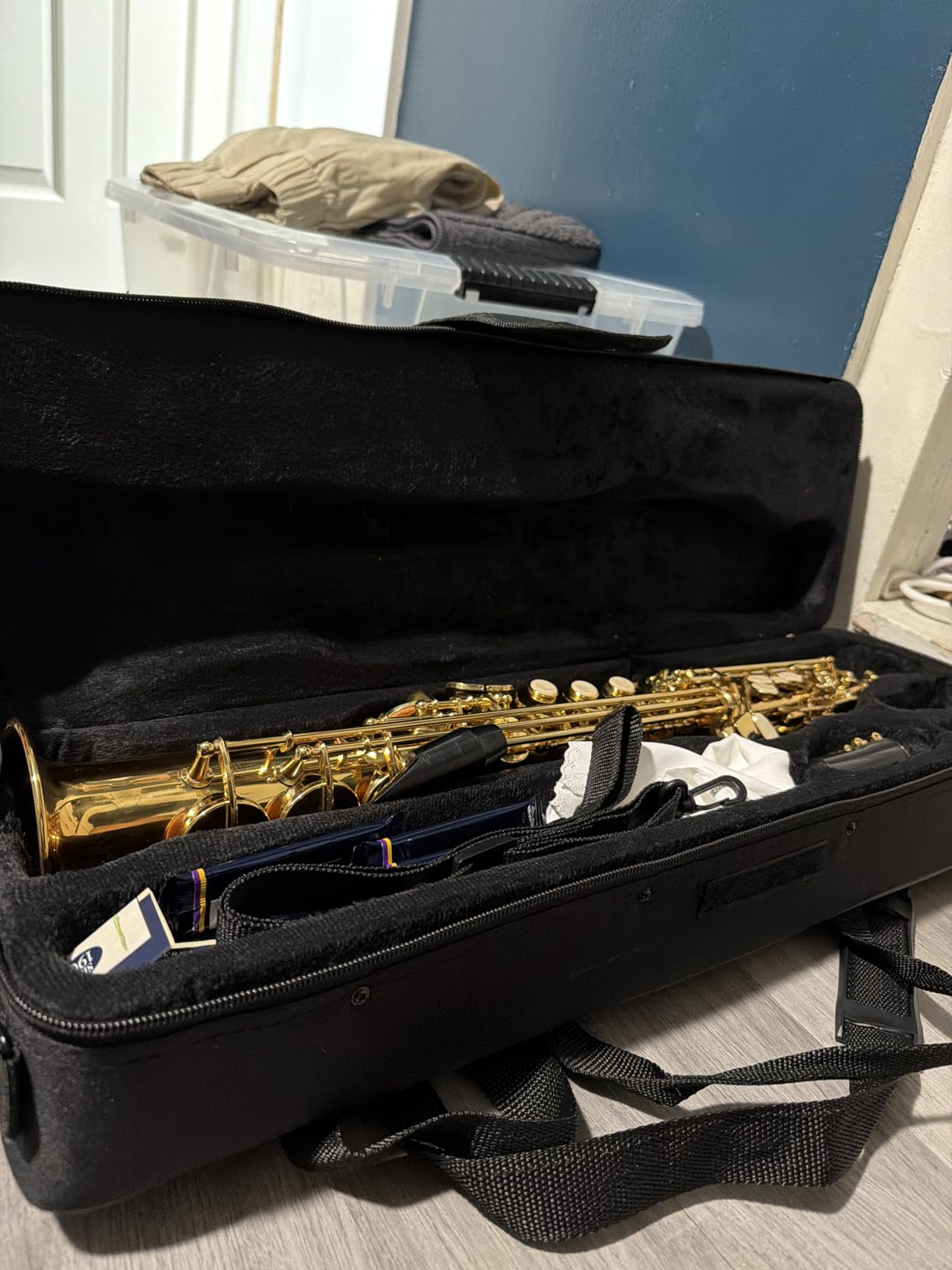 Brass Straight Soprano Sax Saxophone Bb B Flat Woodwind Instrument Natural Shell Key Carve Pattern with Carrying Case Gloves Cleaning Cloth Straps Cleaning Rod customer photo 2