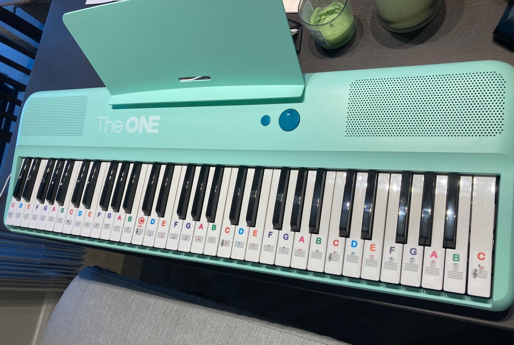 The ONE Smart Keyboard COLOR 61 Lighted Keys Piano Keyboard, Electric Piano for Beginners with 256 Tones, 64 Polyphony, Built-in LED Lights & Apps, Supports USB MIDI/Headphones (White) customer photo 1