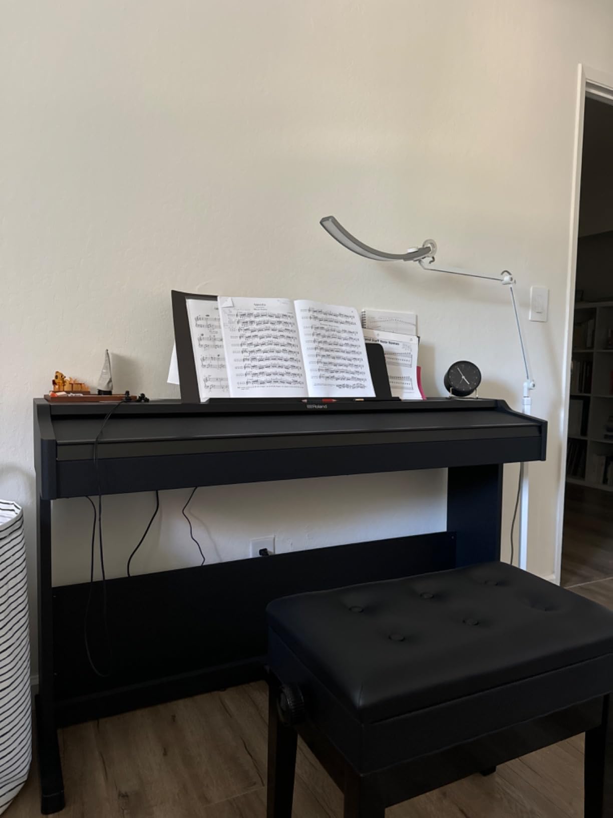 Roland RP107 Digital Piano | Compact and Affordable Home Piano with Traditional Upright Styling | Perfect for Beginners | Class-Leading Sound and Playability | Onboard Bluetooth & More customer photo 1