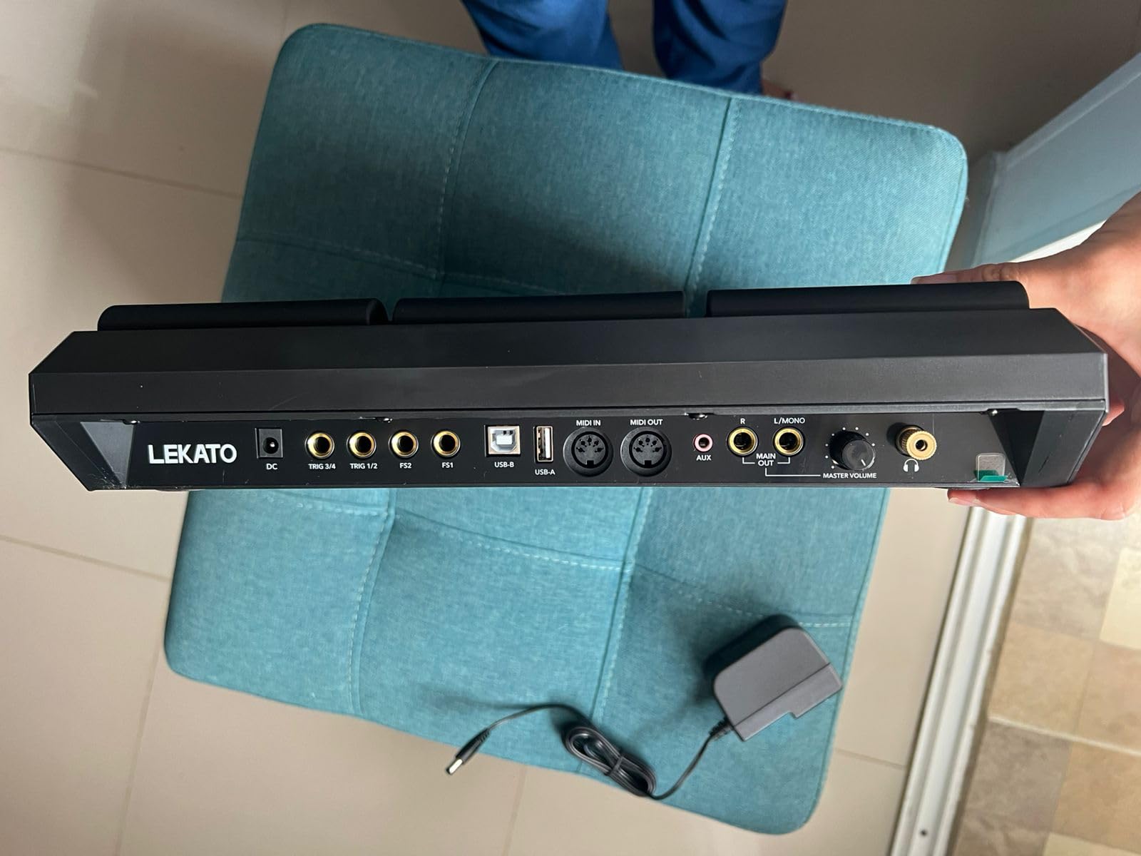 LEKATO Percussion Sample Pad, Electric Drum Pad with 9 Velocity-Sensitive Drum Pad, Electronic Drum Set Pad Multipad with MIDI out, USB MIDI, AUX, Looper, Trigger inputs, 592+ Sounds (PD705) customer photo 1