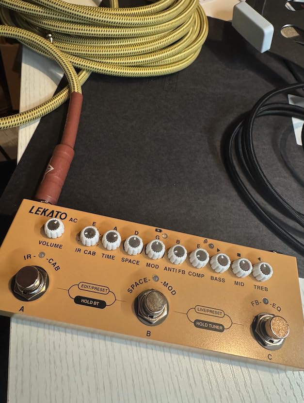 LEKATO Multi Effects Pedal for Acoustic Guitar, with IR Loading 9 AMP Models, Acoustic Multi Effects Processor, Bluetooth 5.0, Recording, Built-in Battery customer photo 2