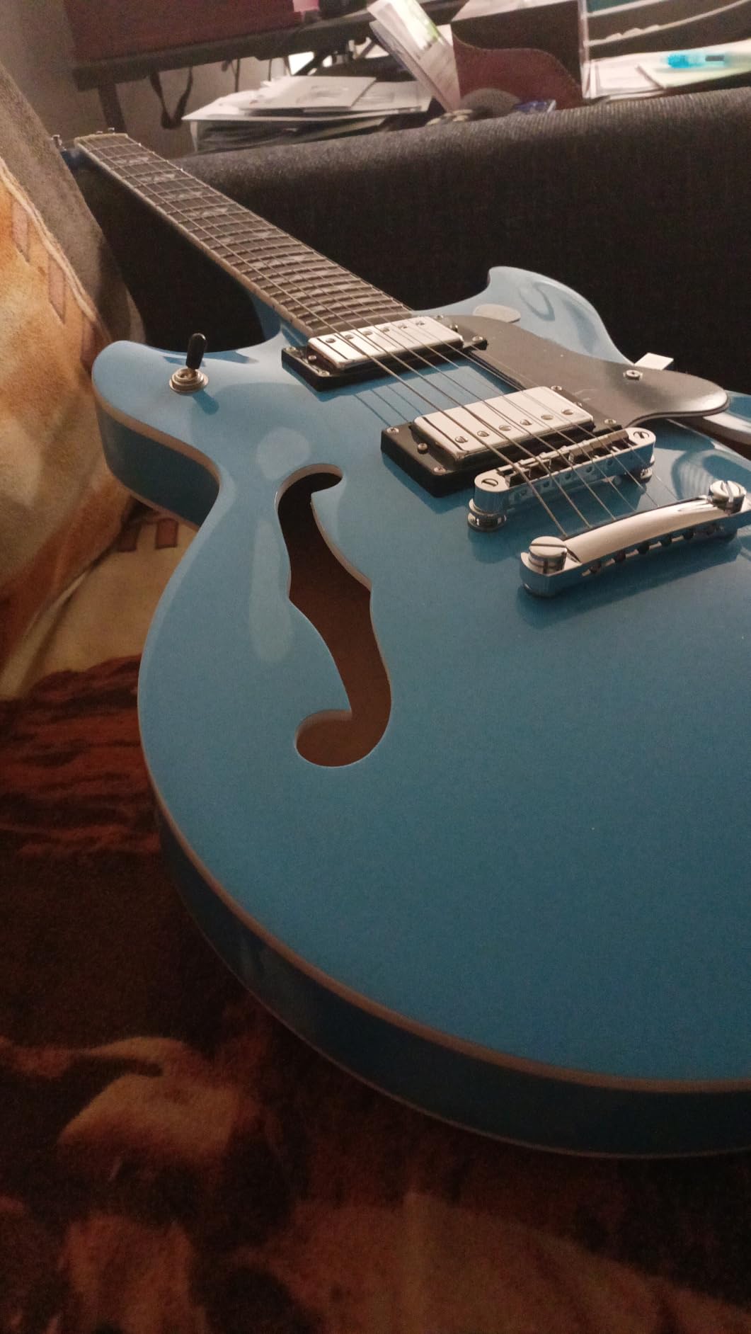 WestCreek 333 Electric Guitar with 6 String, Semi Hollow Body Jazz Electric Guitar, Humbucker Pickups, Rosewood Fretboard, Rounded End Jumbo Frets, Full size customer photo 1
